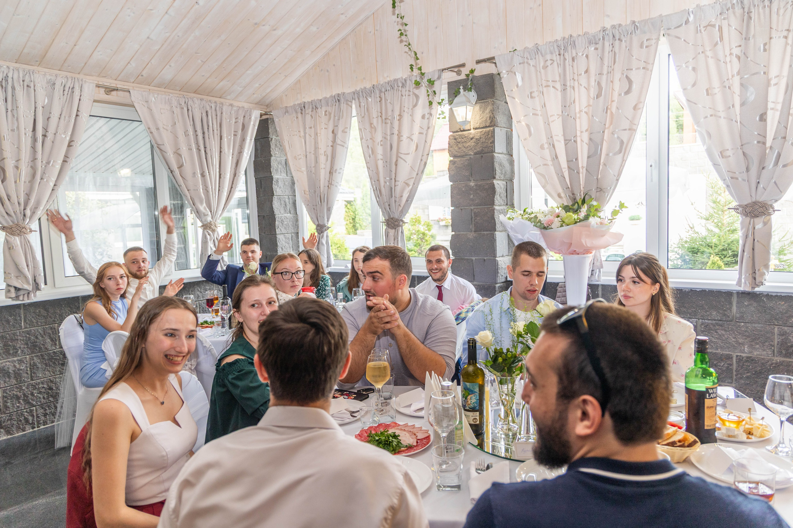 Свадебная фотосессия свадебный фотограф Татьяна Марсуверских свадебная фотопрогулка Москва Жуковский. Фотограф для маркетплейсов, фотоуслуги в Жуковском Татьяна Марсуверских