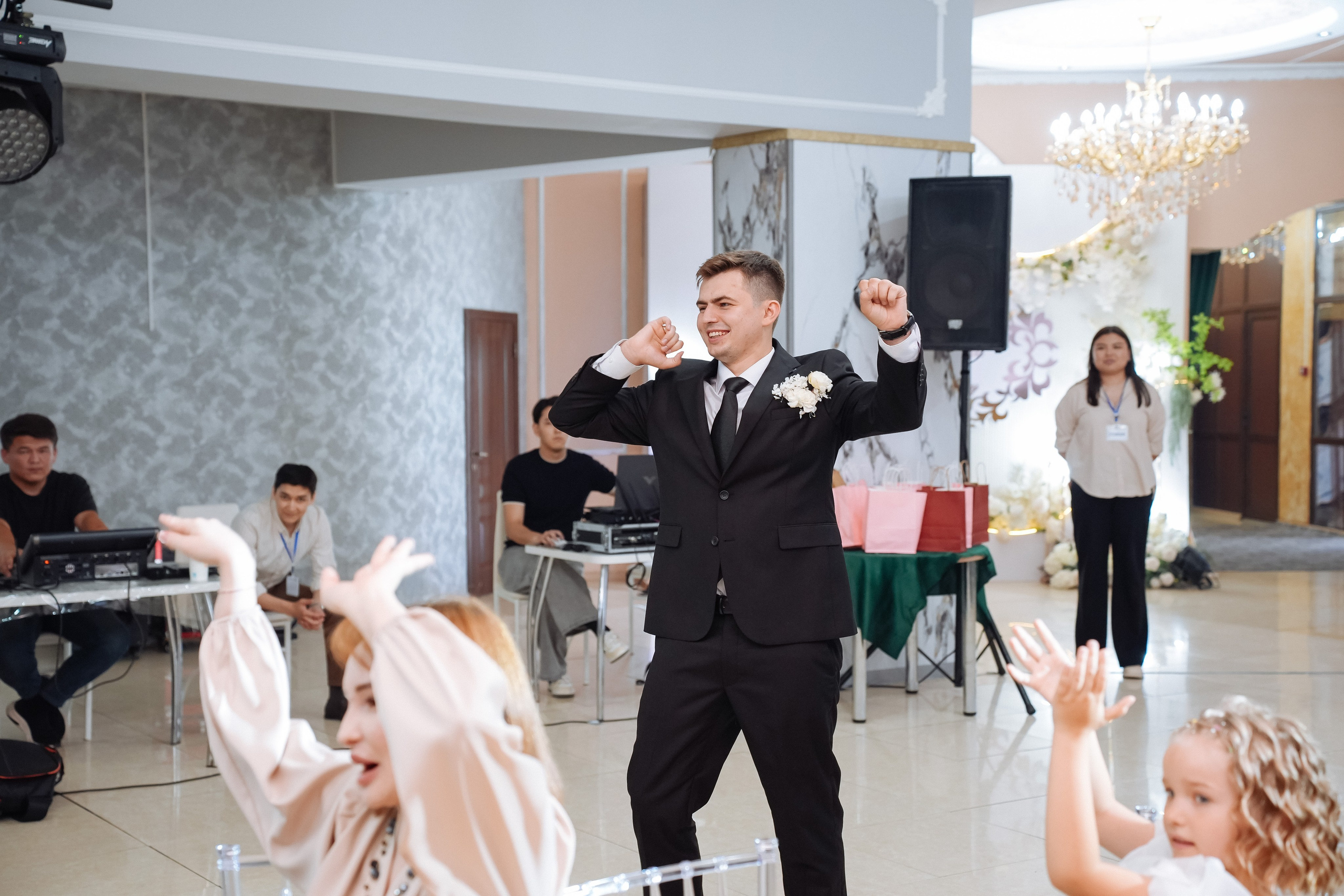 Свадьба (Банкет). Видеограф и фотограф в Астане | Свадьбы, Қыз ұзату, Тұсау кесер, Юбилей