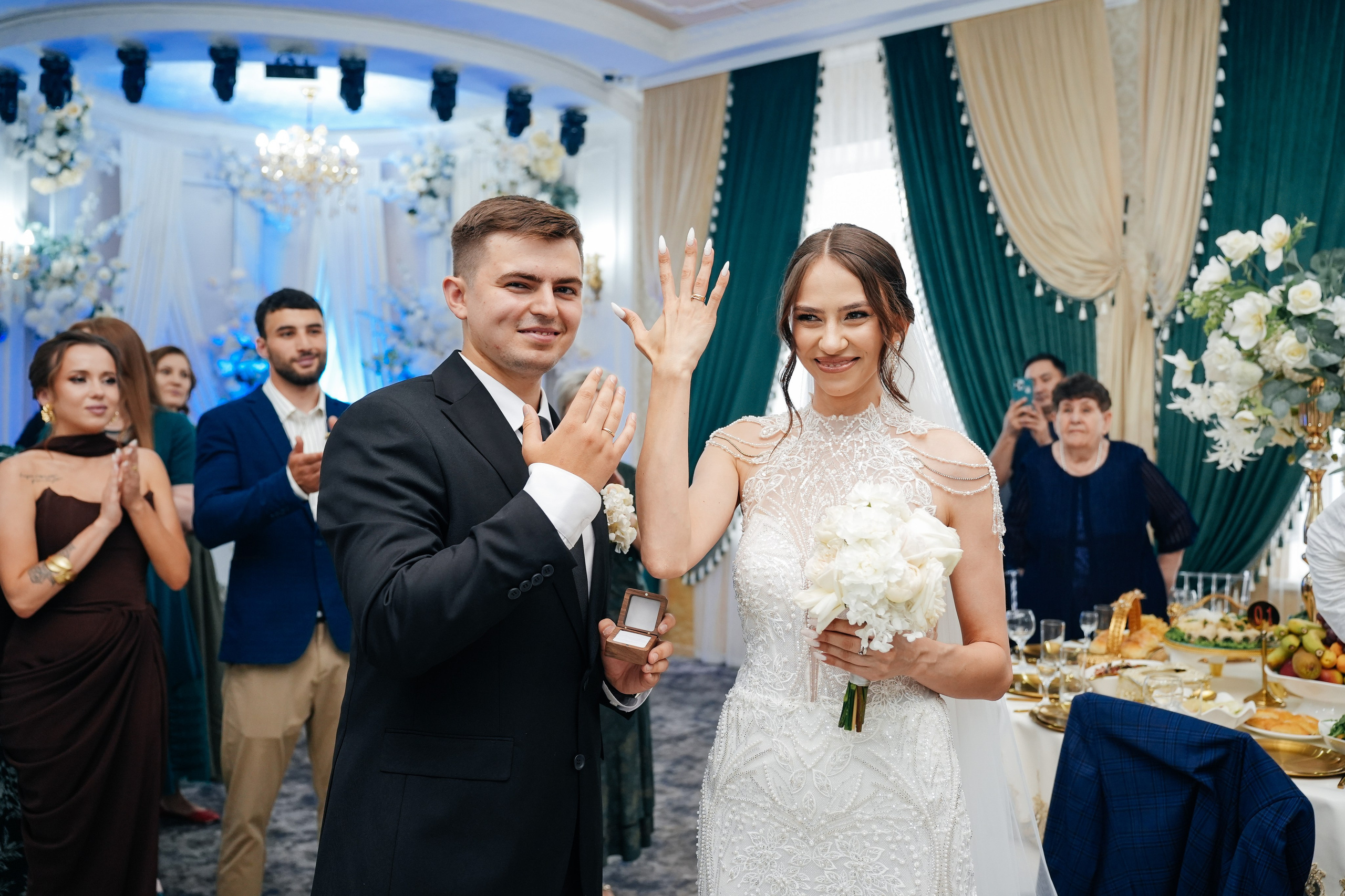 Свадьба (Банкет). Видеограф и фотограф в Астане | Свадьбы, Қыз ұзату, Тұсау кесер, Юбилей