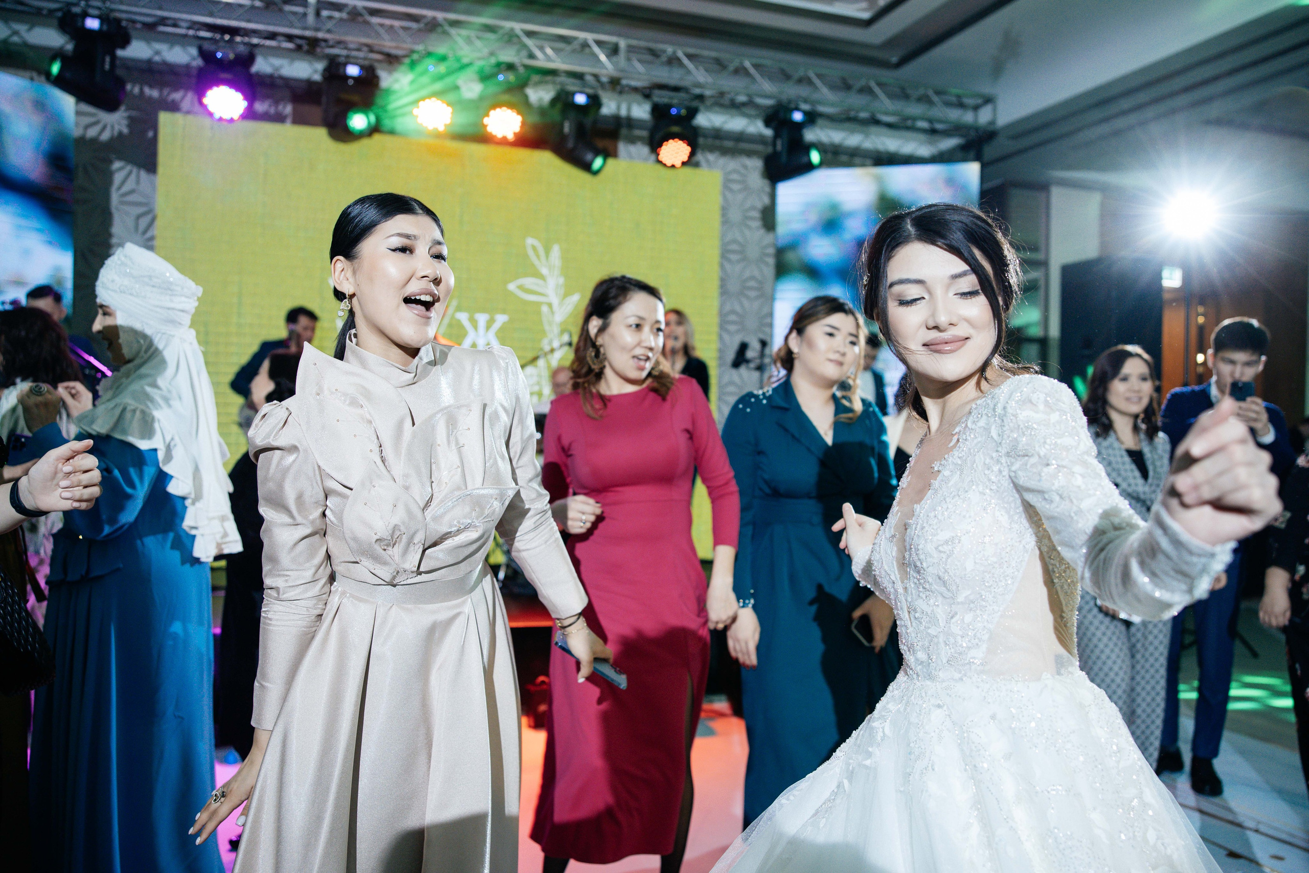 Свадьба (Банкет). Видеограф и фотограф в Астане | Свадьбы, Қыз ұзату, Тұсау кесер, Юбилей