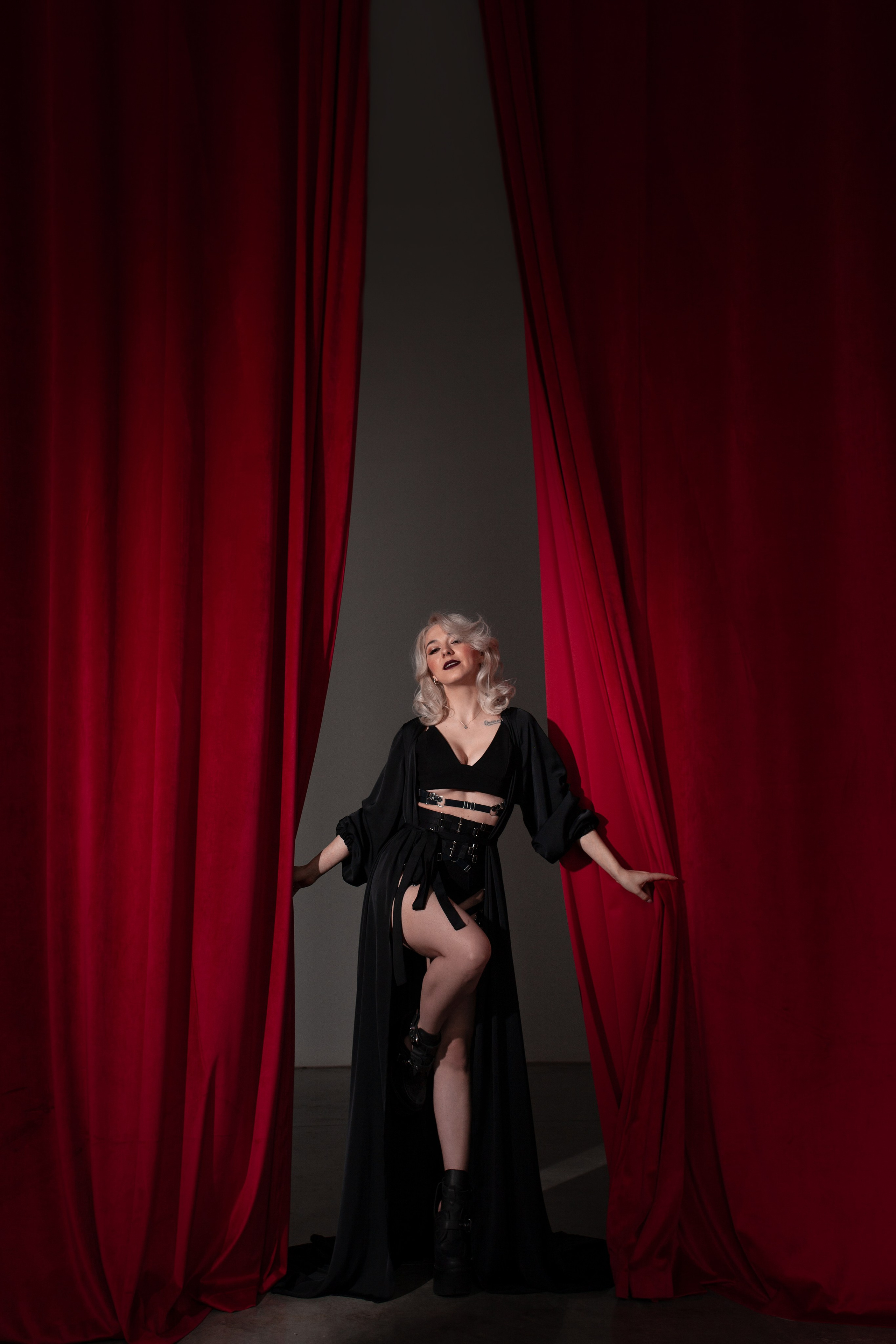 Dear Iris. Лиза Бродская — фотограф в Москве