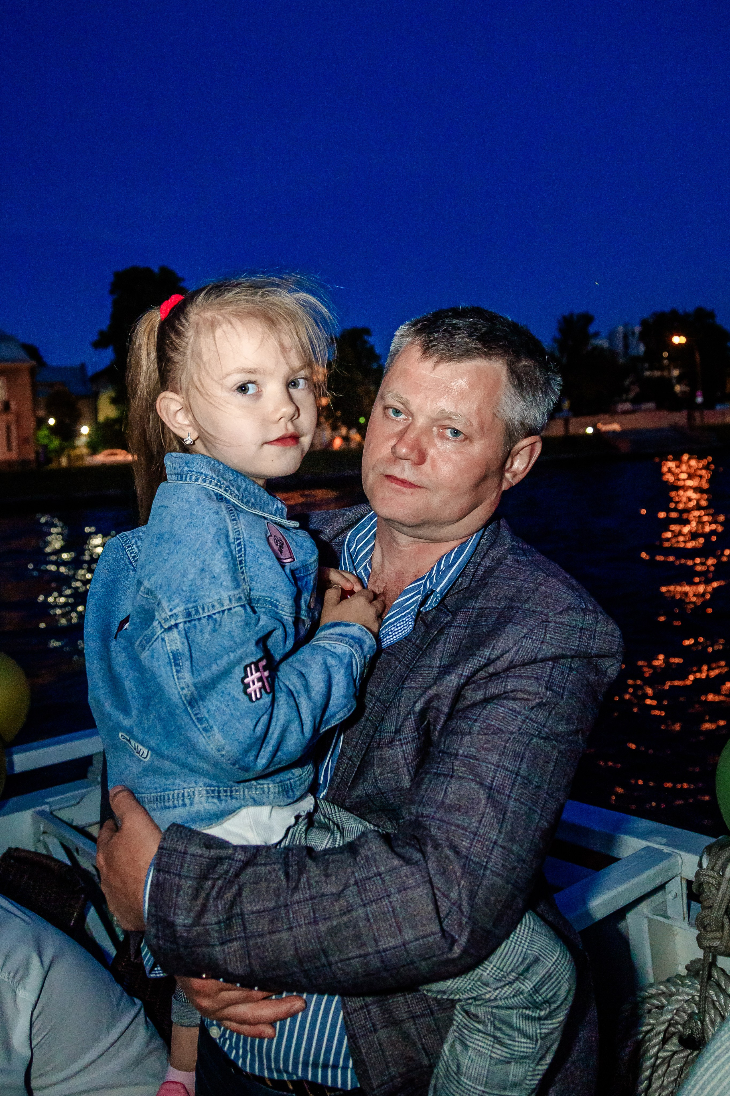 Выпускной на теплоходе. Фотограф в Санкт-Петербурге Чумаков Семен