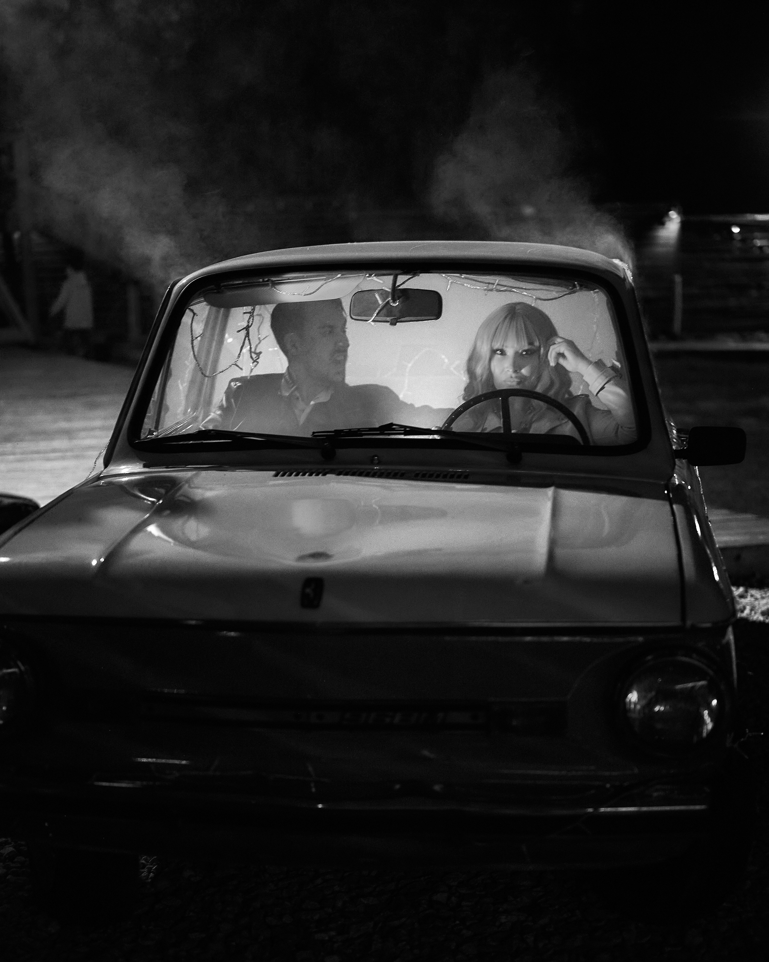 Love in the car. Портретный фотограф в Казани