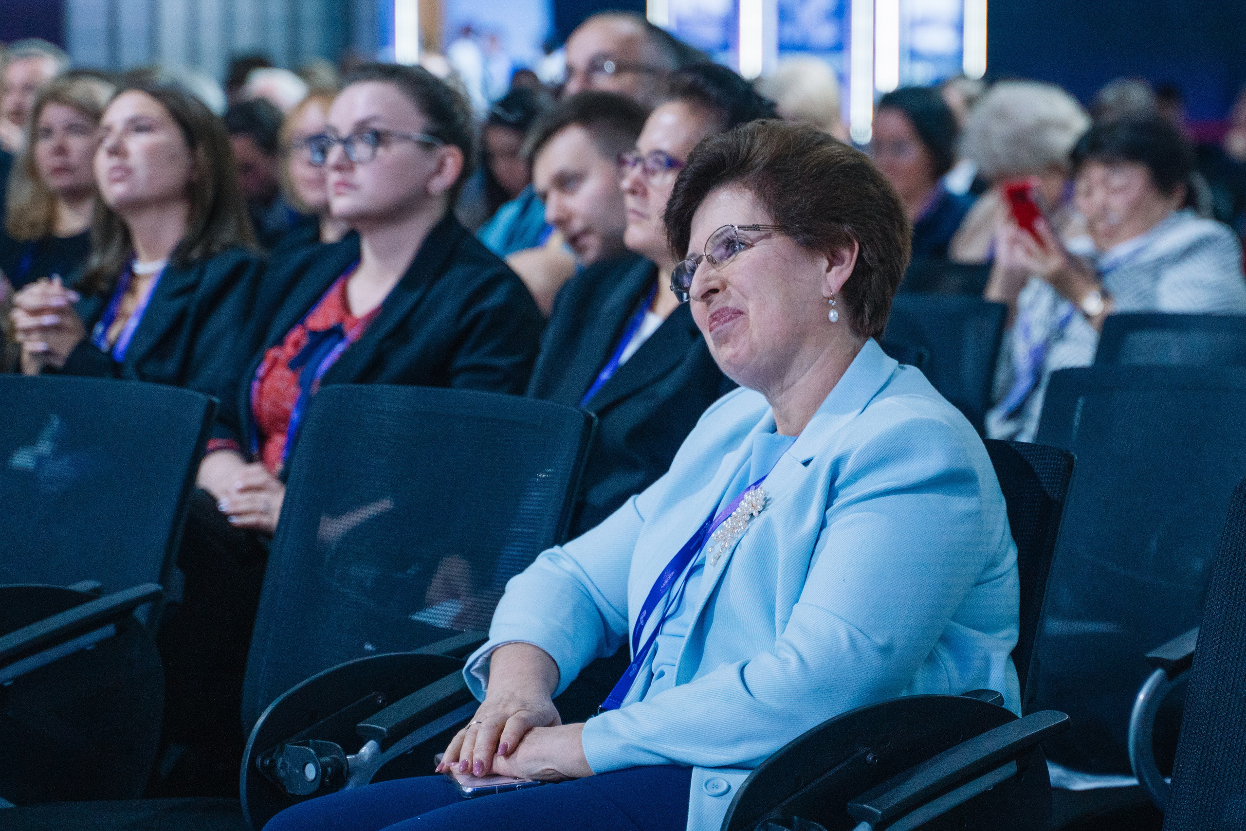 Репортажные съемки. Дипломированный фотограф в Новосибирске. Фотографирую свадьбы, репортажи, индивидуальные фотосессии, lovestory(семейные)