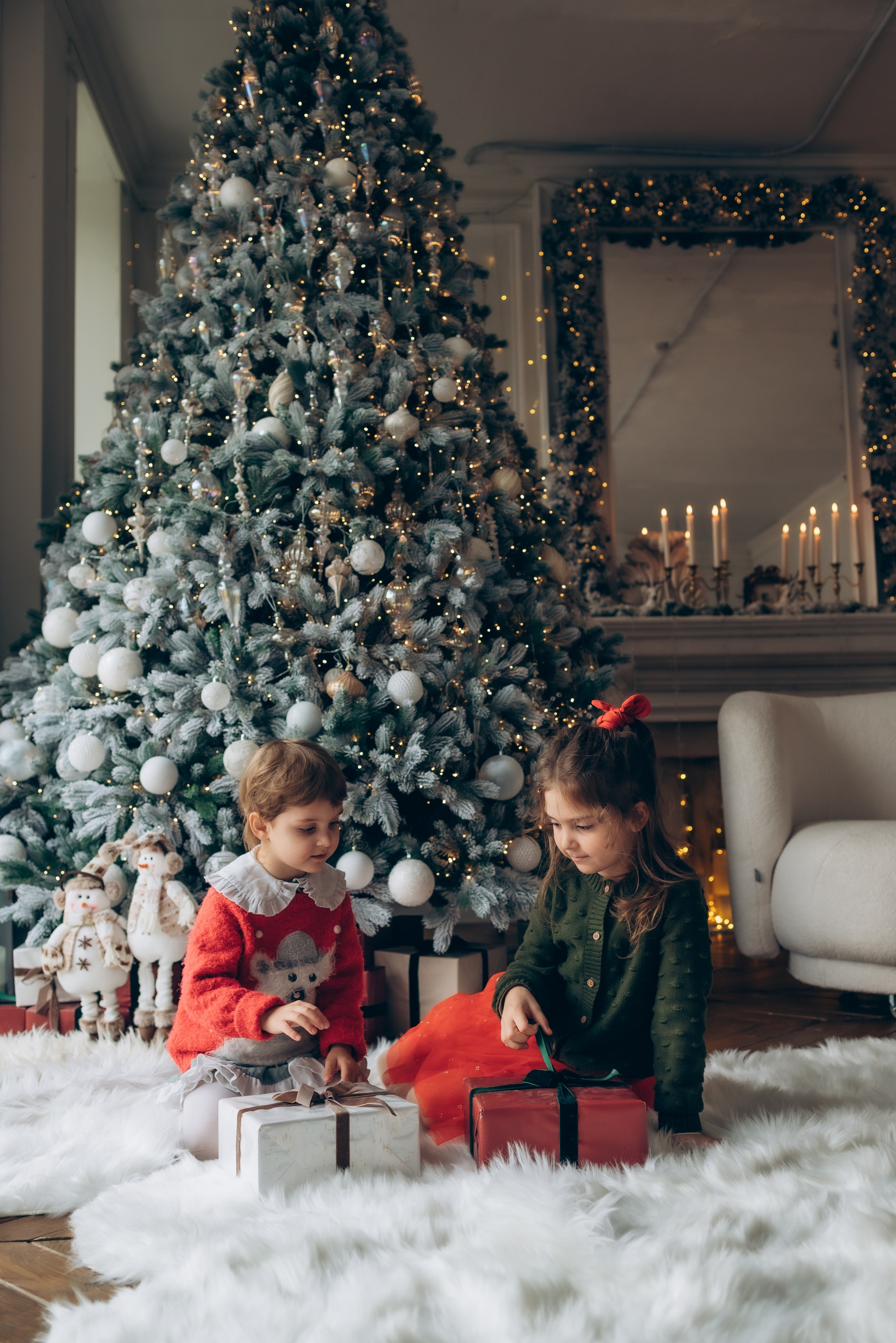 Новогодняя съемка Ксюша с дочками. Семейный фотограф в Тюмени Ксения Мязитова