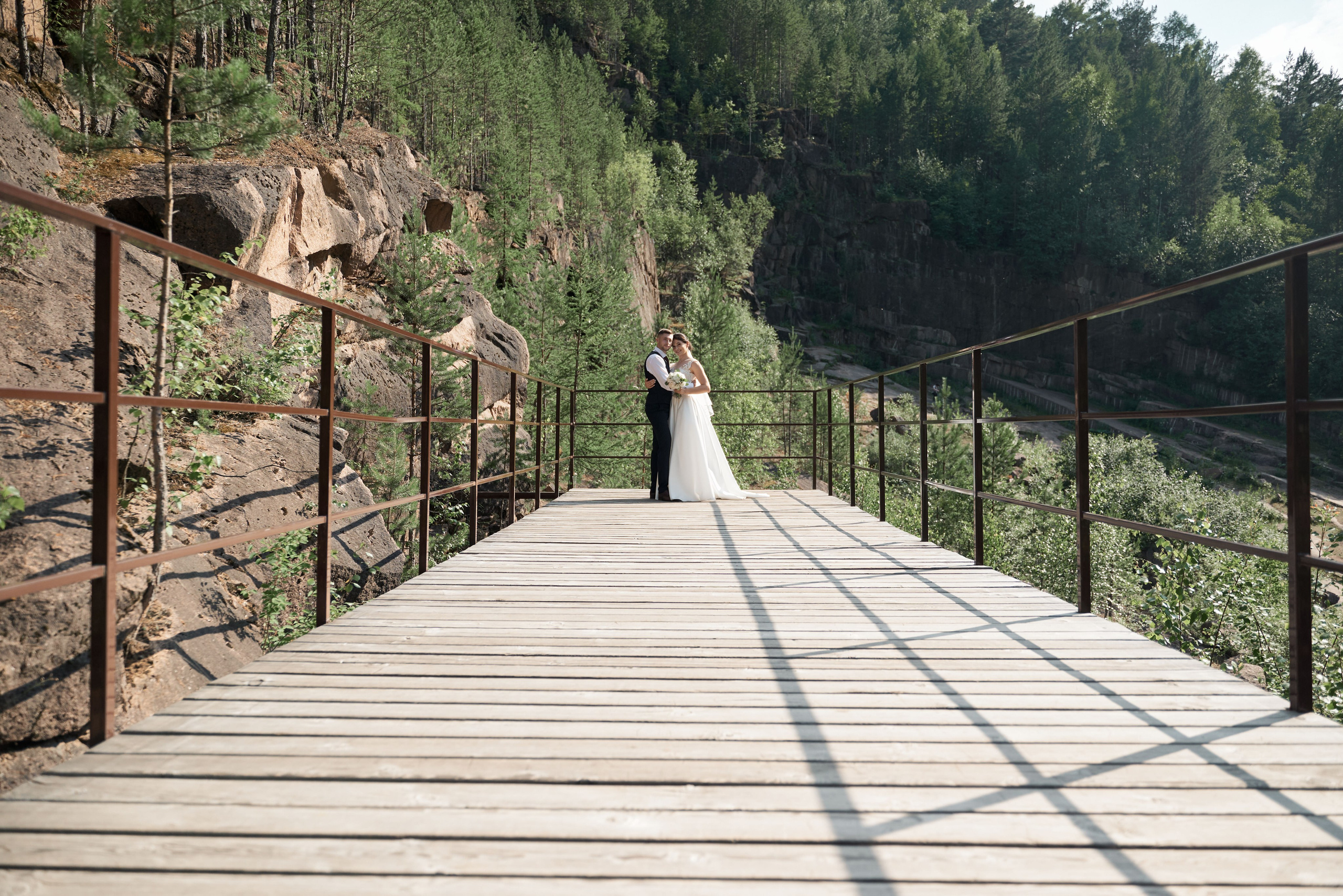 Гранитный карьер. Свадебный фотограф Александр Браво