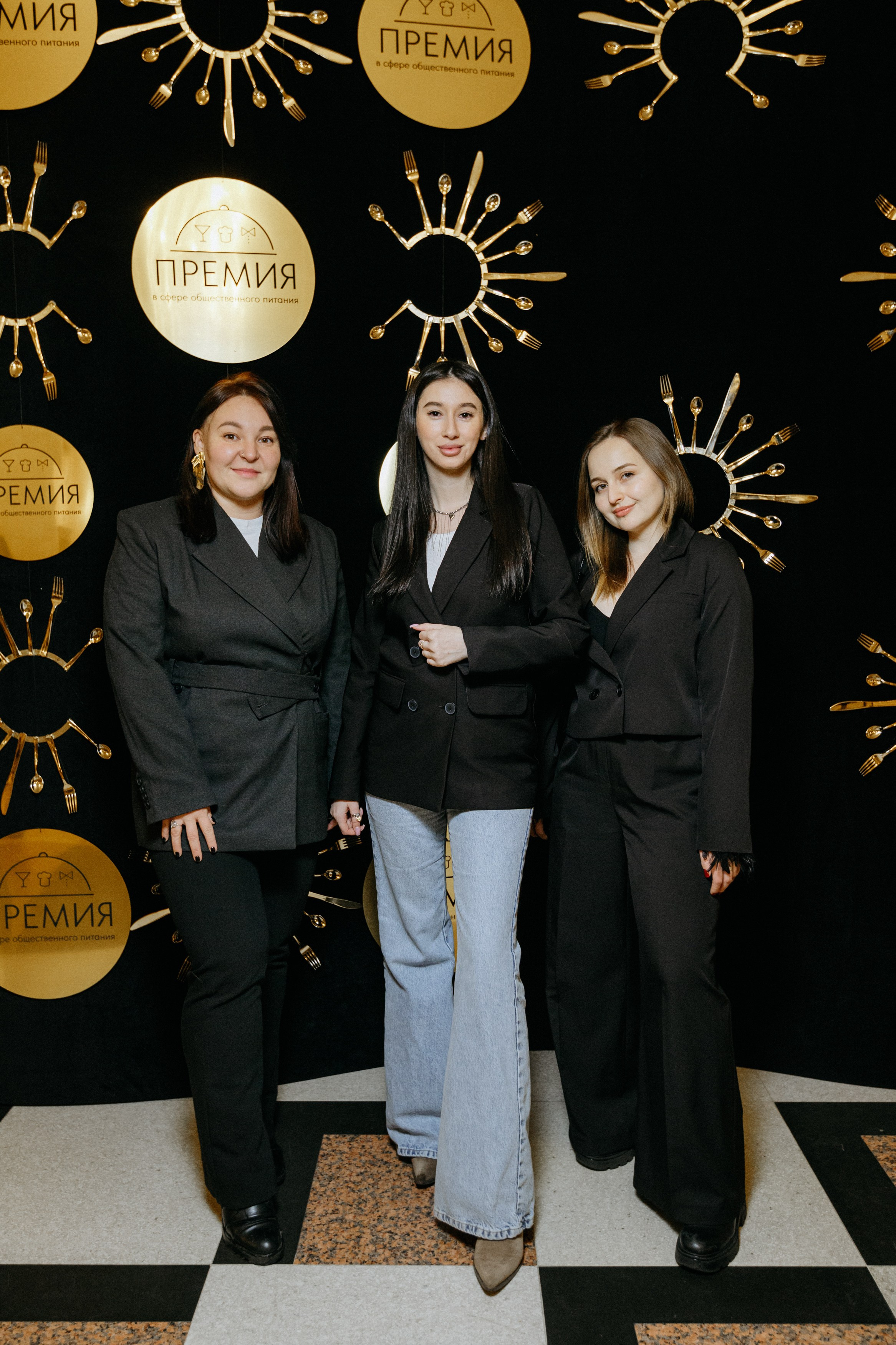 ПРЕМИЯ В СФЕРЕ ОБЩЕСТВЕННОГО ПИТАНИЯ. СВОИ. ФОТООТЧЕТЫ-СОБЫТИЯ-МЕСТА