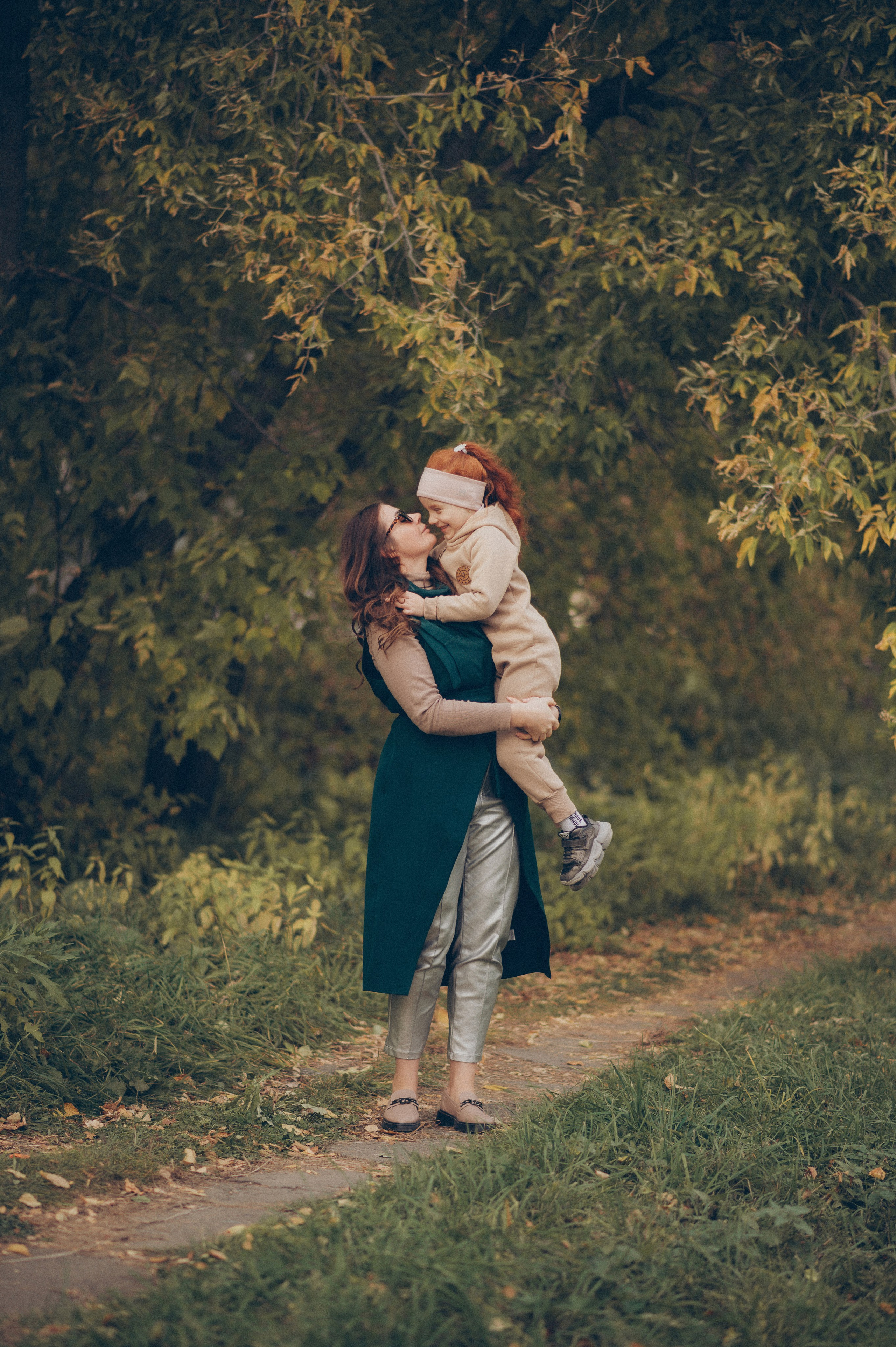 Анюта и Таня. Фотограф, г. Лесной Свердловской области