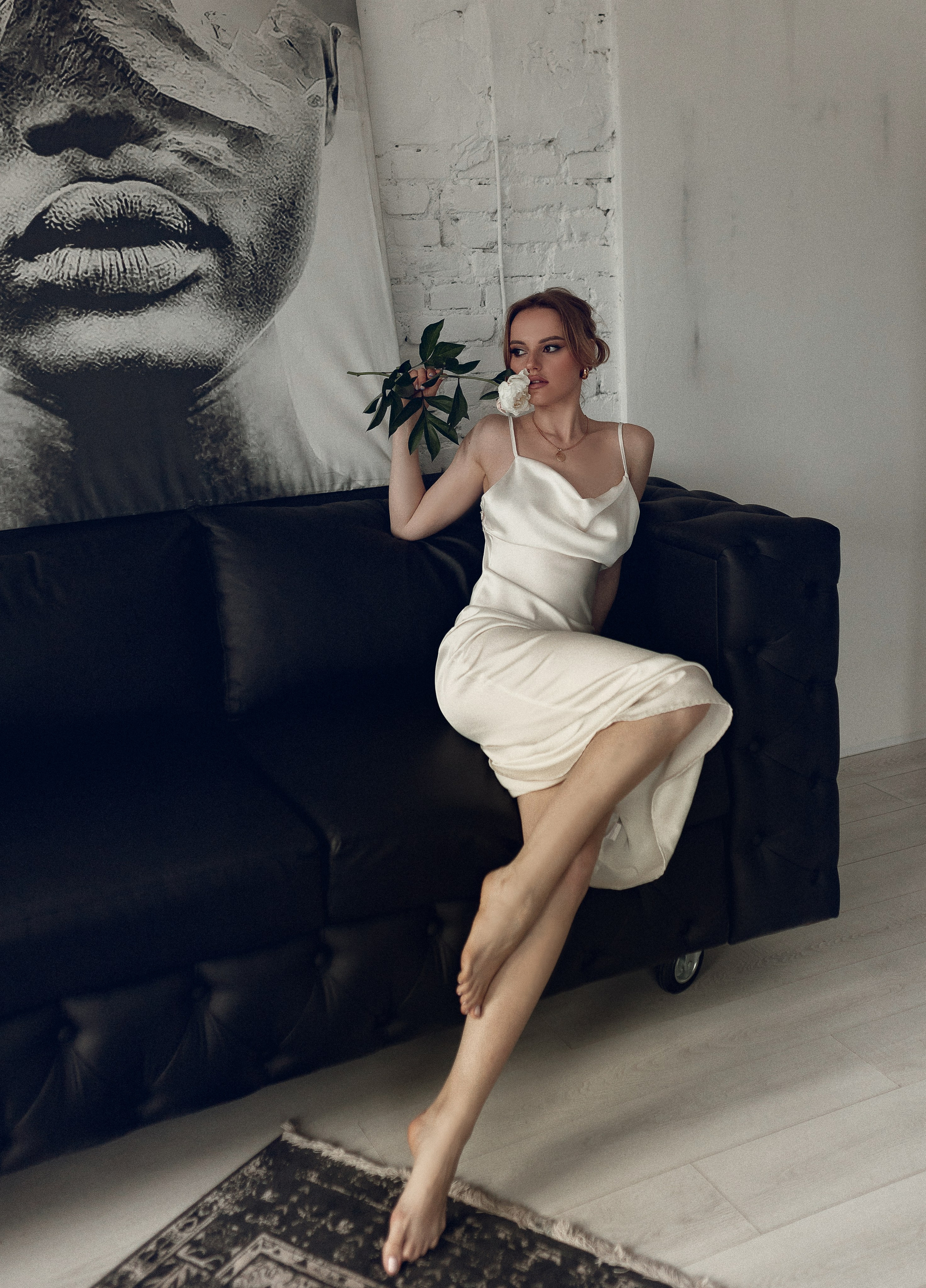 ЗАЛ «MOBY». Фотостудия в Мариуполе «Берлога»