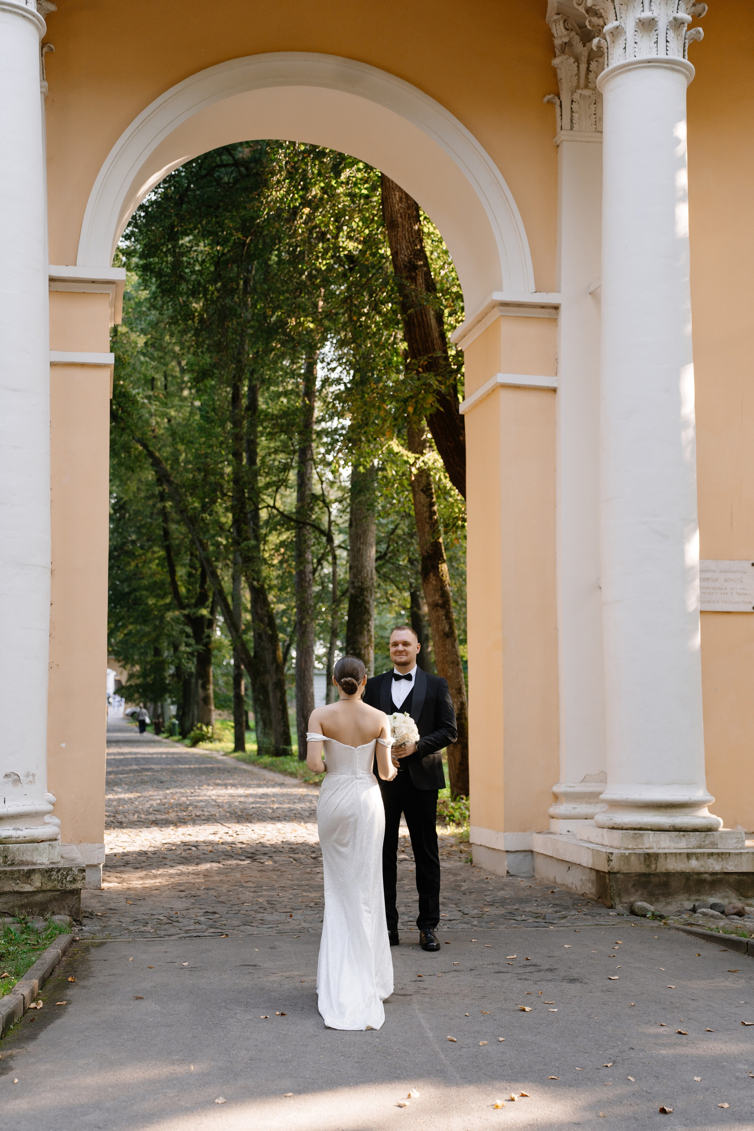 Свадебная фотосессия в парке Архангельское. Свадебный и семейный фотограф в Москве Светлана Зоткина