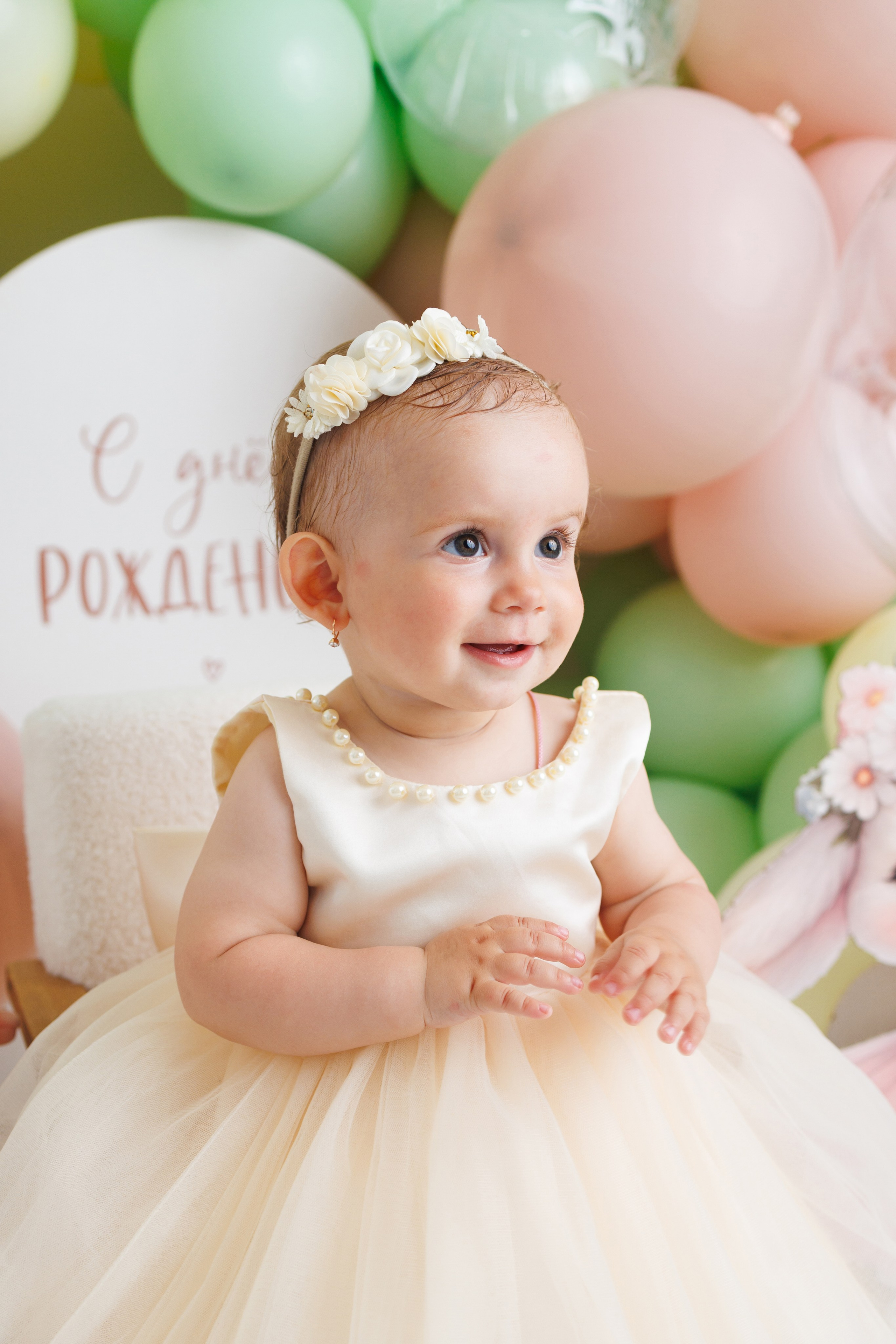 Вероничке 1 годик. Фотограф новорожденный малышей Новосибирск
