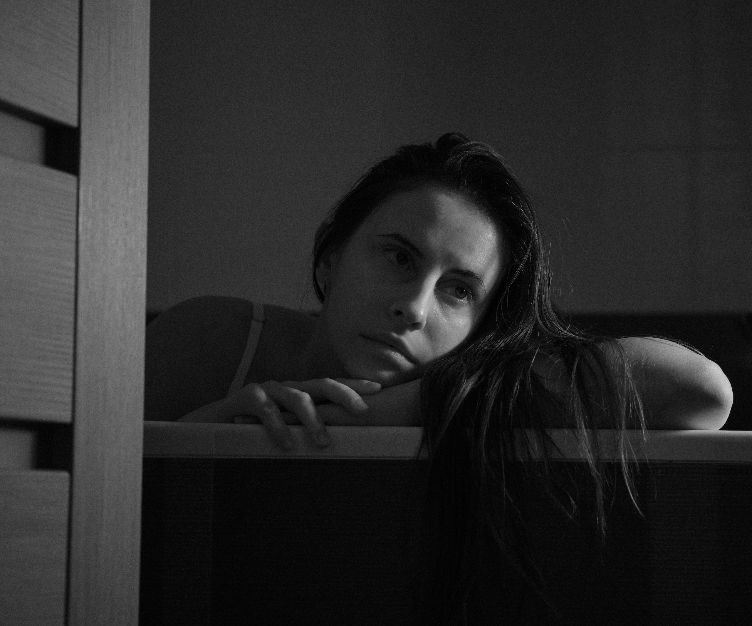 Фотоальбом с избранными женскими портретами