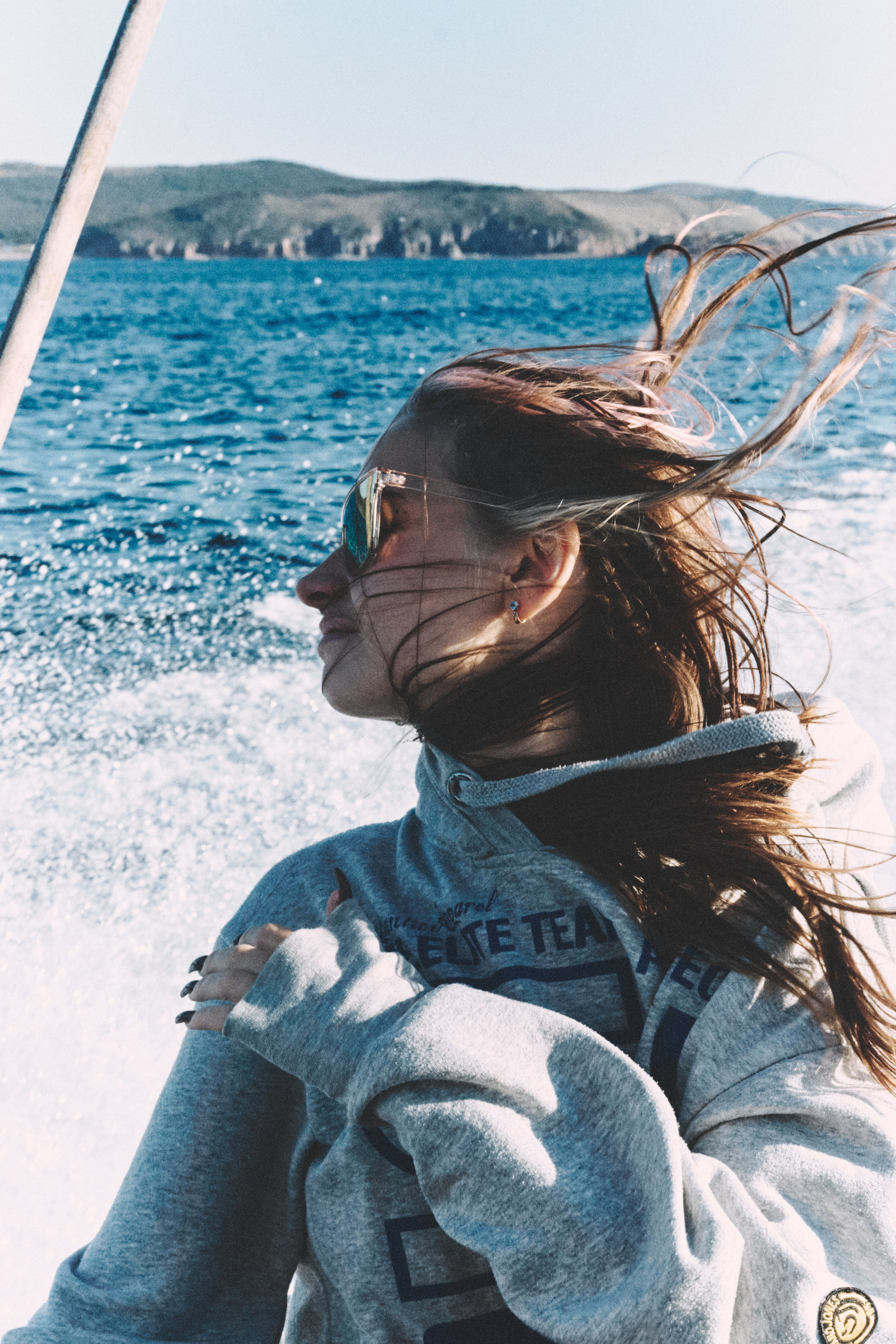 Репортаж трекинга тур группы 2. Фэшн-фотография и портреты в Владивостоке. Превращаю съёмку в повествование — создаю образы с сюжетом, которые остаются в памяти