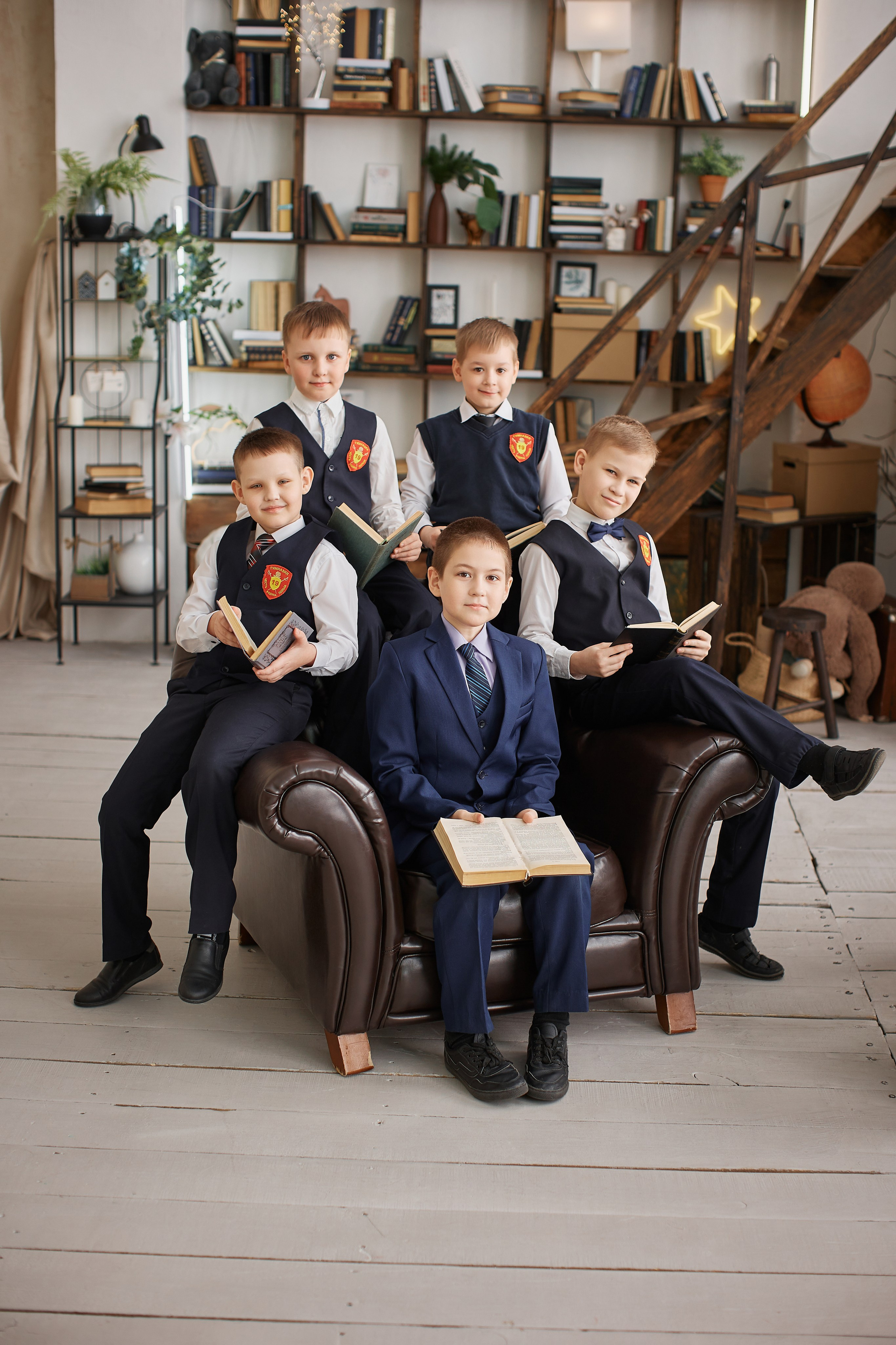 Группы. Выпускные альбомы в городе Курган для всех