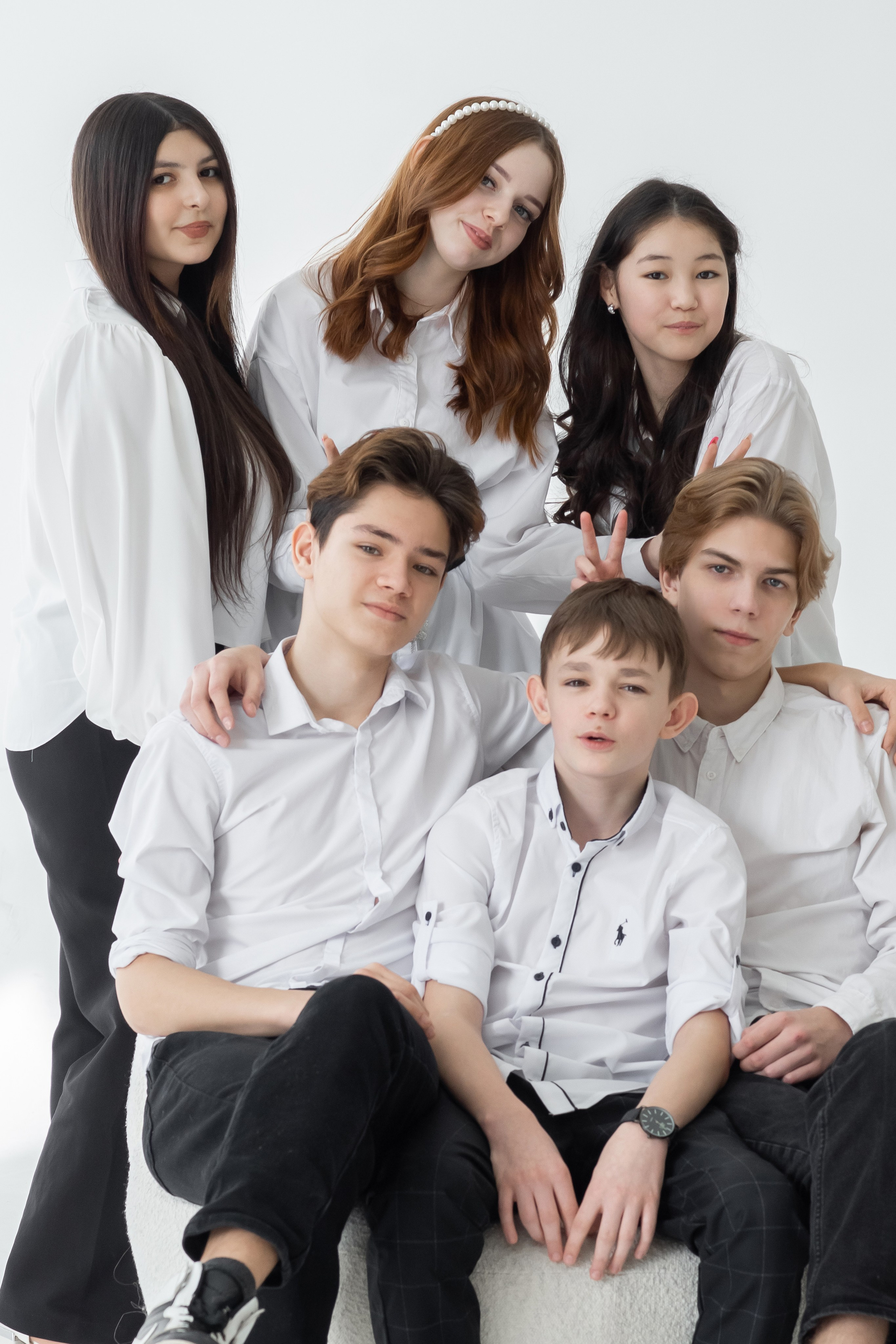 Студийная фотосессия на выпускной альбом. Ольга Плаксина фотограф в Саратове