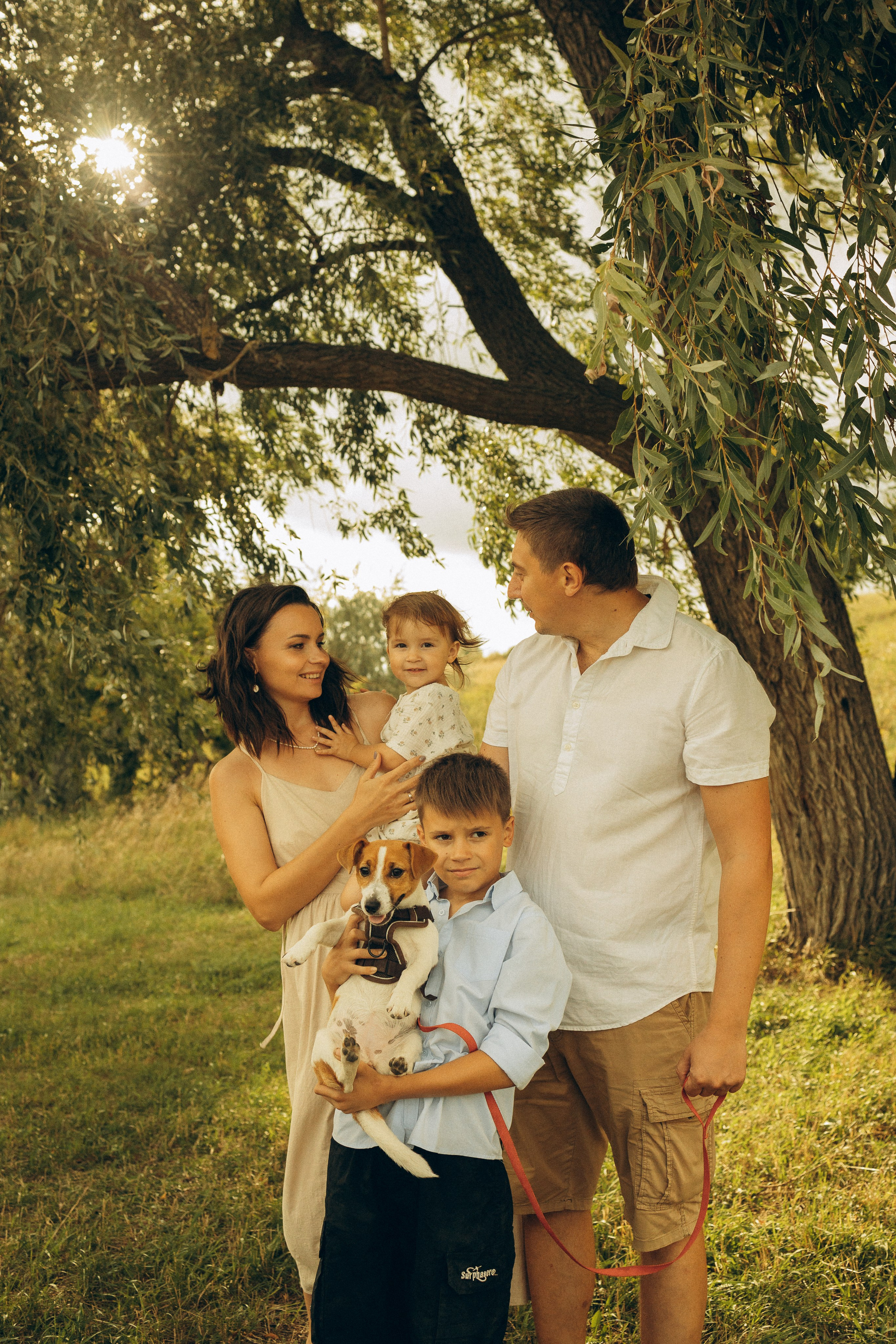 На природе. Семейный фотограф Новосибирск Фотограф на выписку Новосибирск