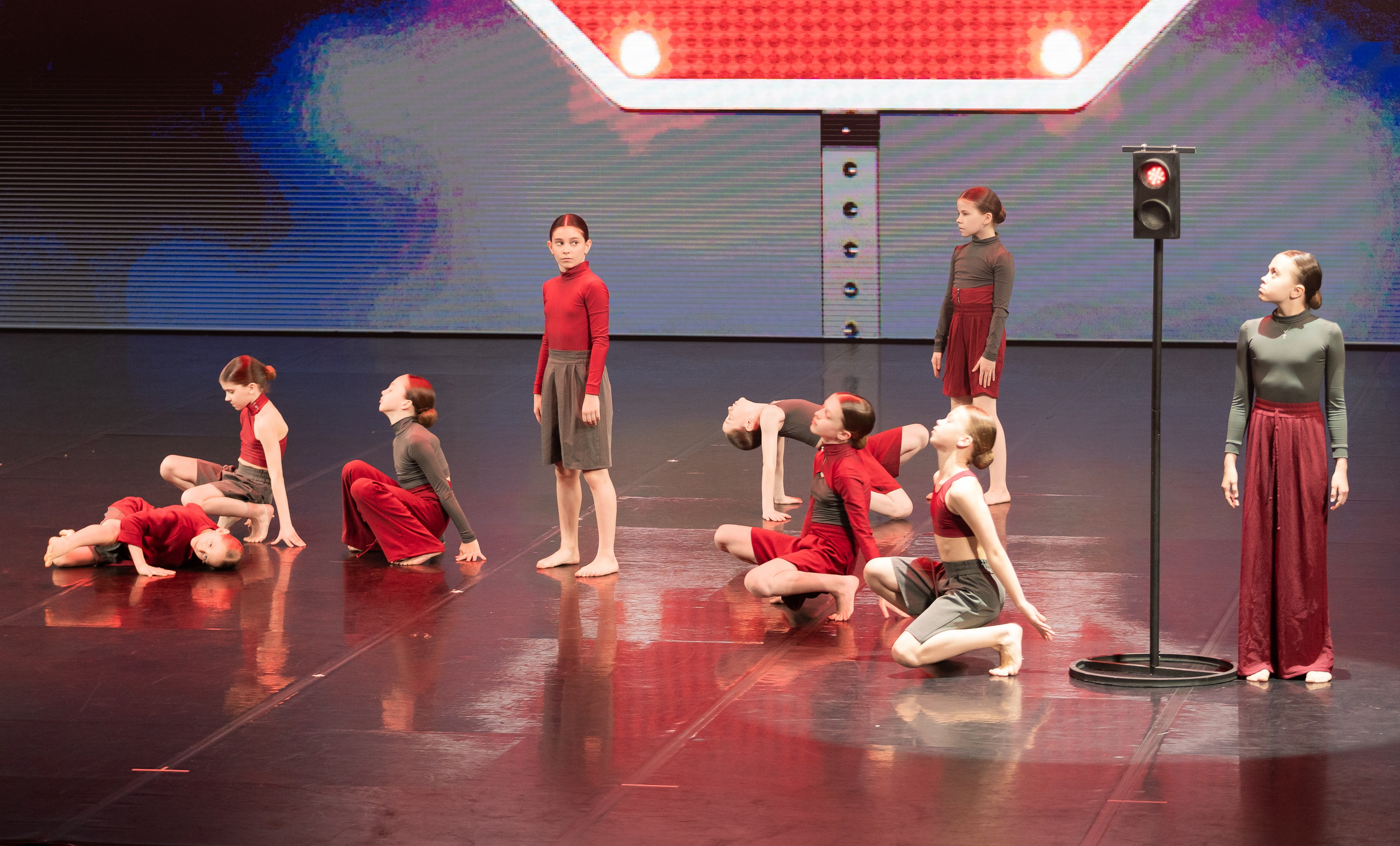 Танцевальное шоу, экзамен, танцевальное шоу в Санкт-Петербурге, idc шоу дети Санкт-Петербург, детское танцевальное шоу в академии танца Эйфмана, idc kids шоу Санкт-Петербург, танцы, танцы Санкт-Петербург 