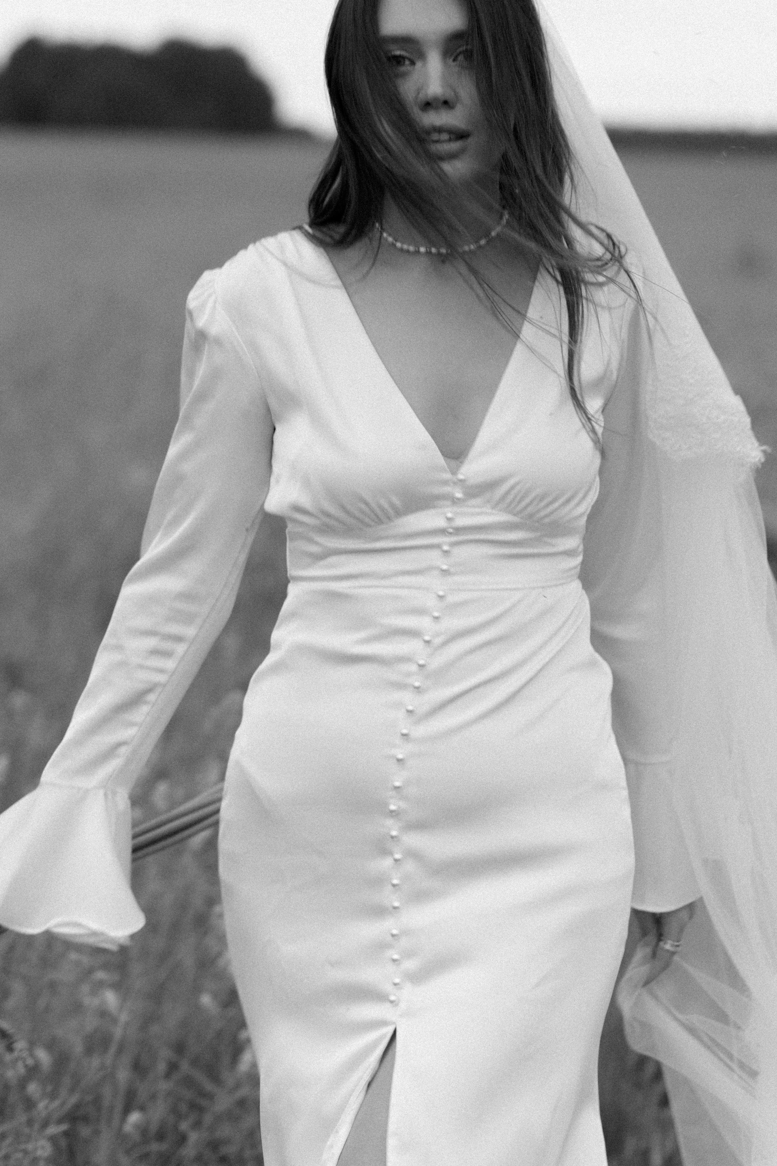 Утро невесты в поле