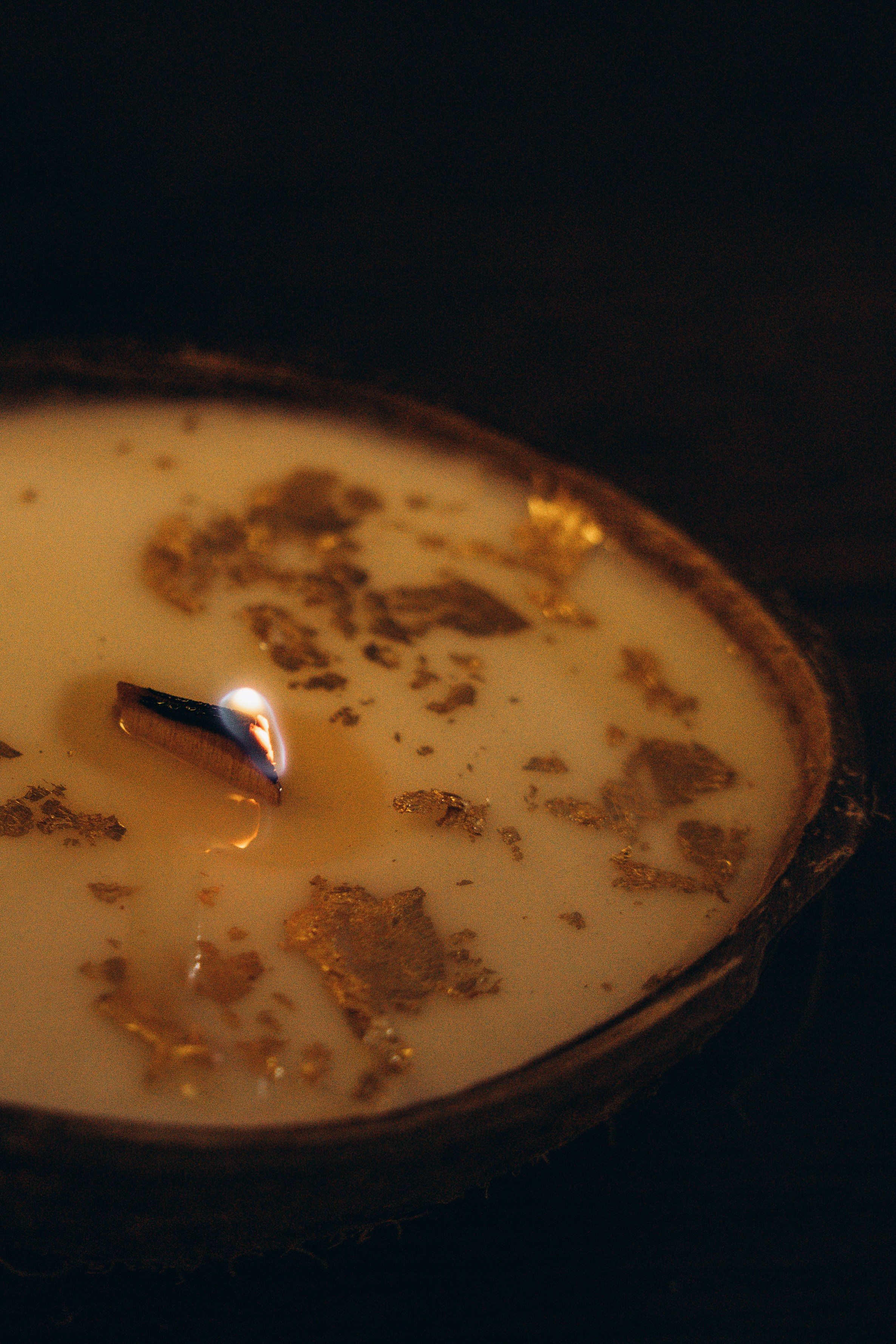 кабинет массажиста при свечах