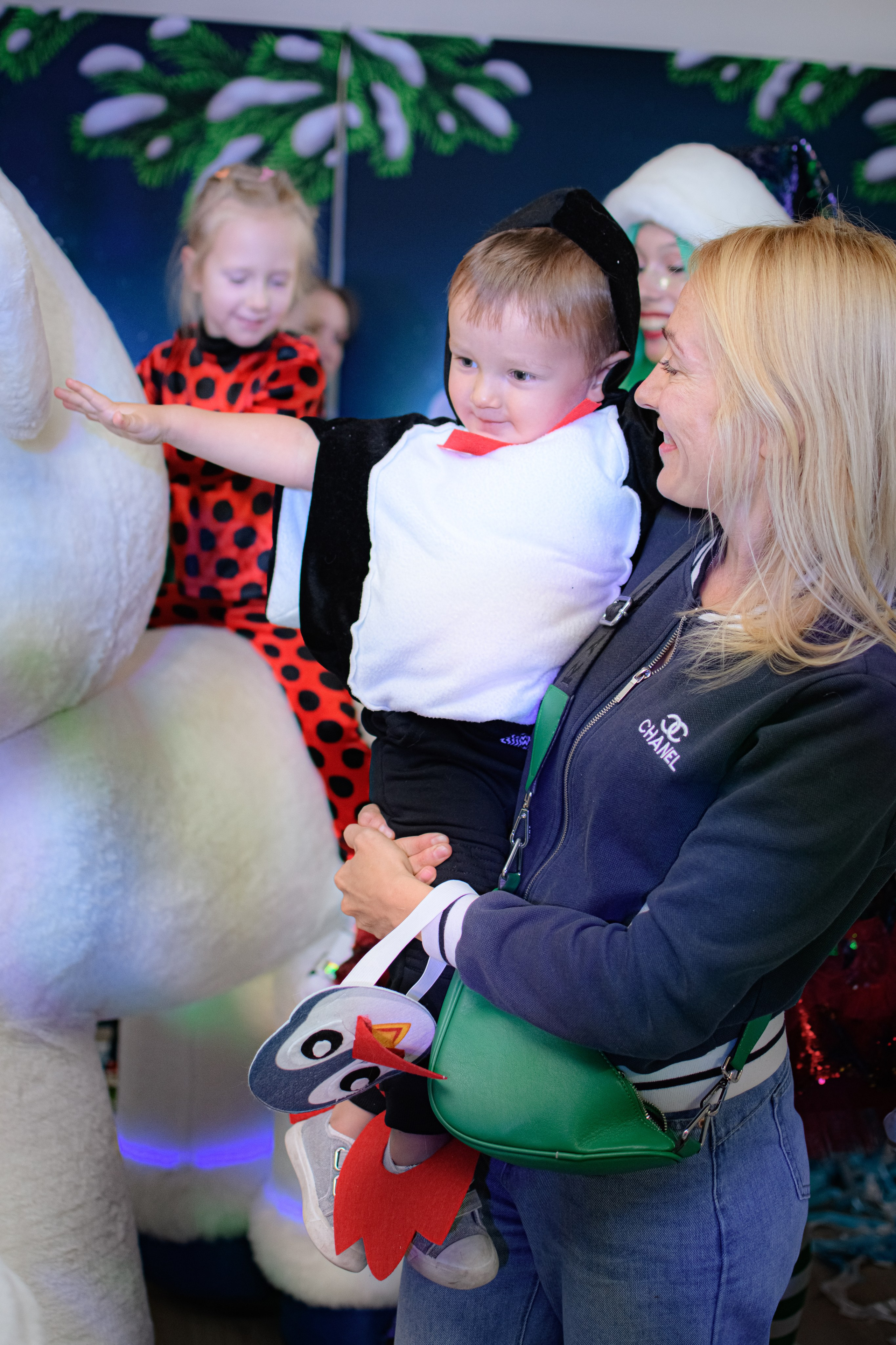 HAPPY NEW YEAR. Photokarish