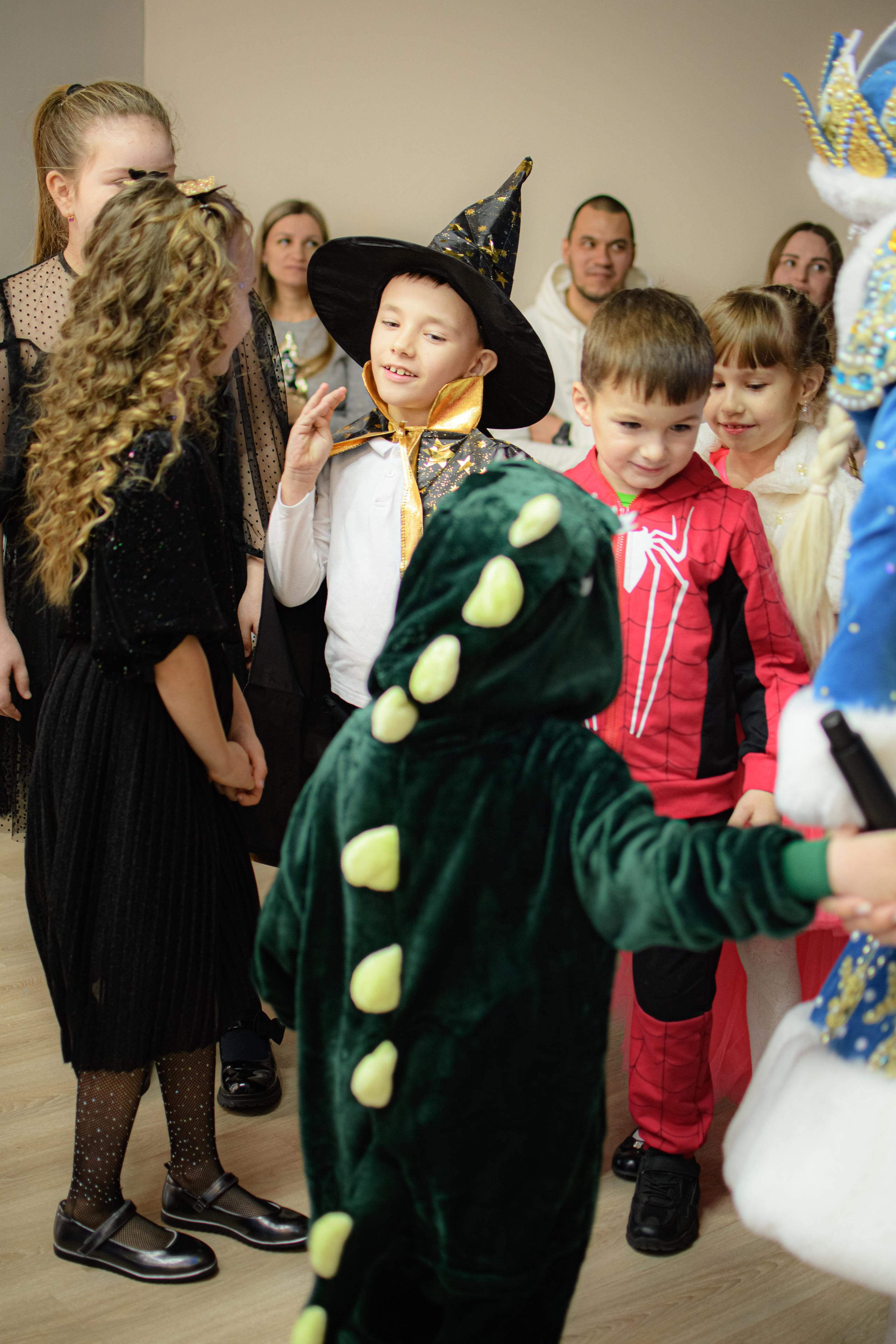 HAPPY NEW YEAR. Photokarish