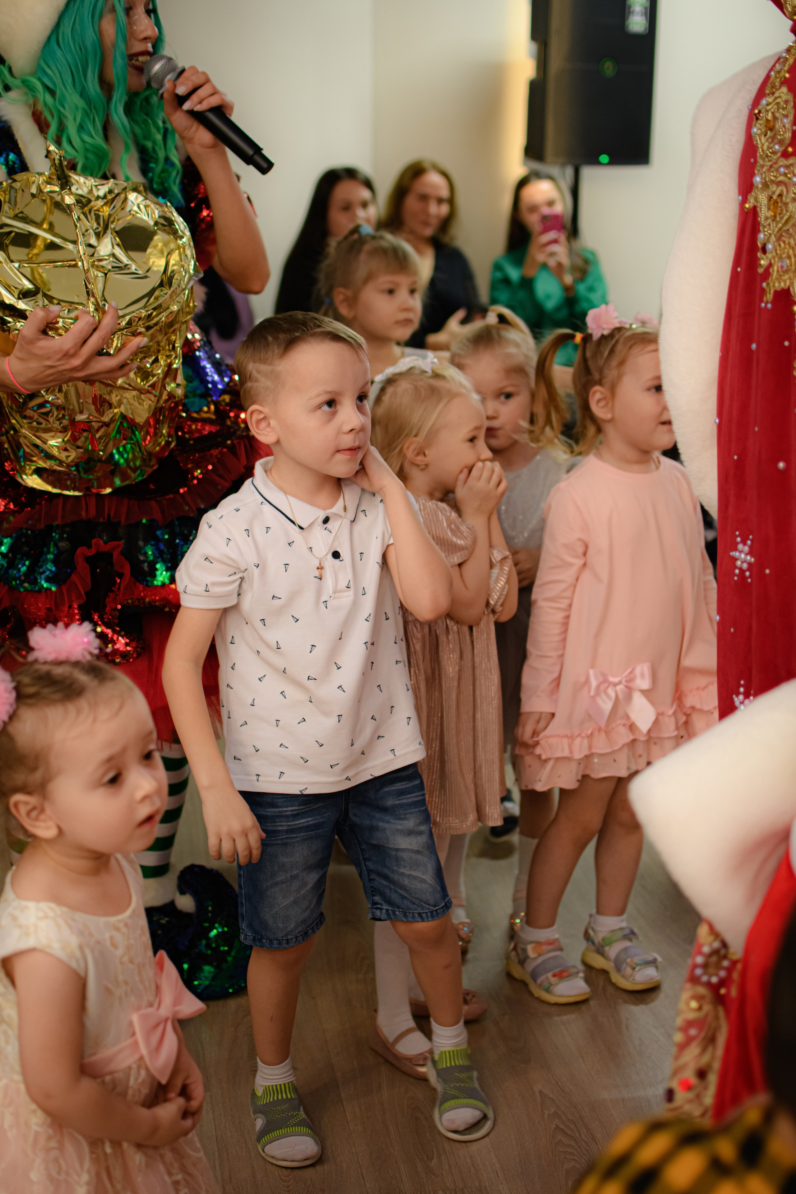 HAPPY NEW YEAR. Photokarish