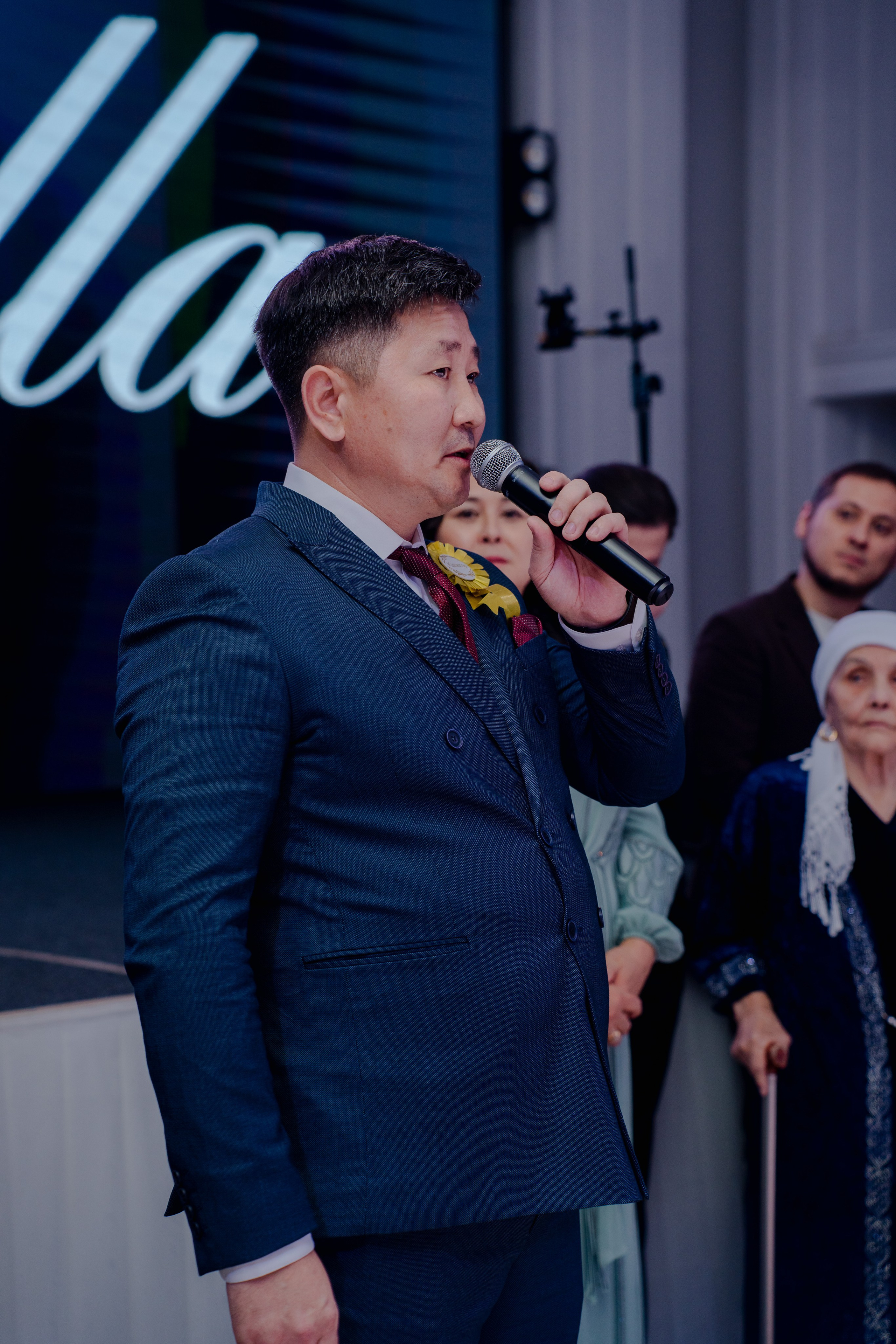 KAMILLA QYZ UZATU. Nomad media