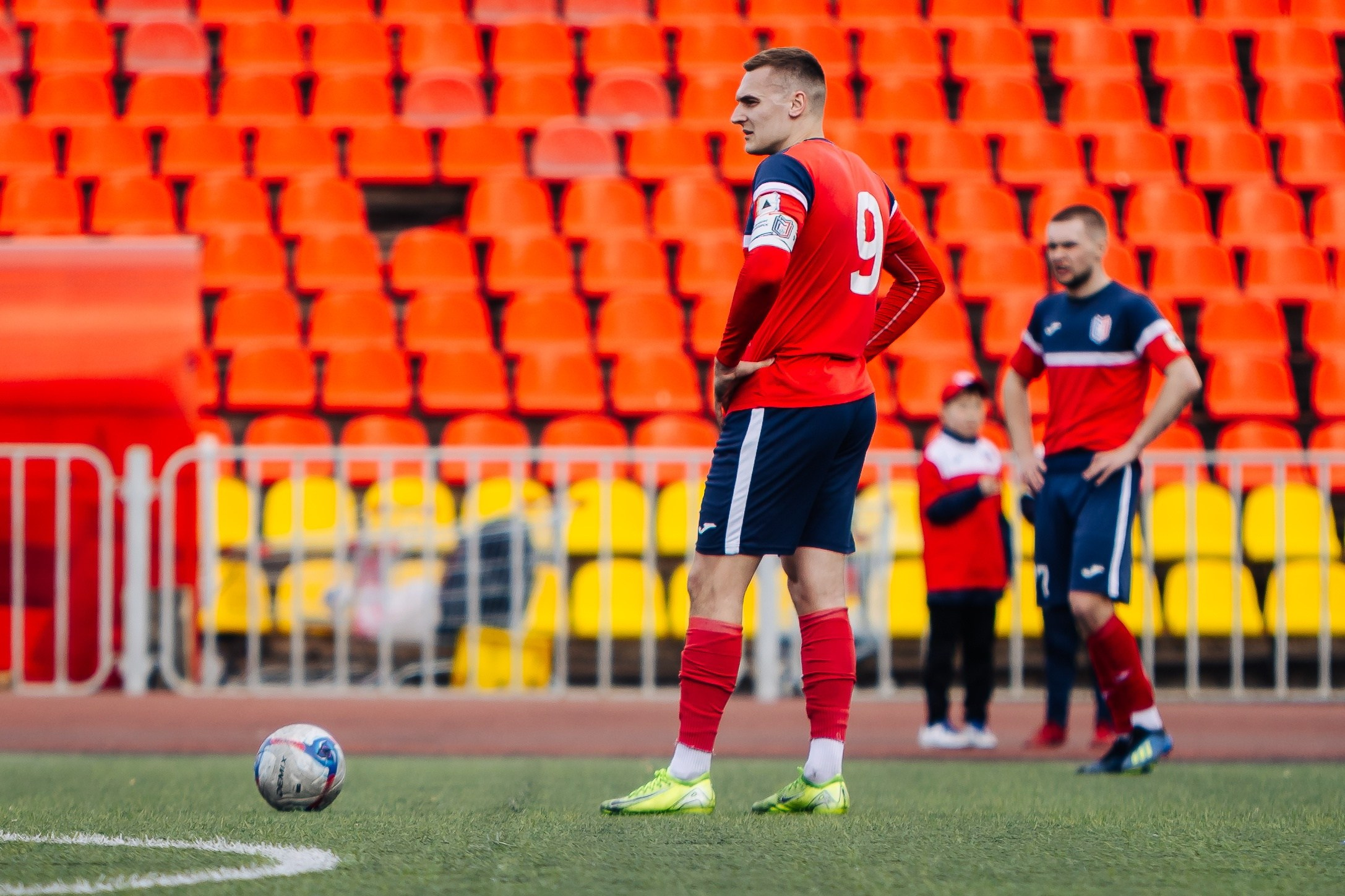 ФК «Металлург-Магнитогорск» vs ФК «ОСШ-Челябинск-М» // 05.04.25. Денис Прохоров Фотограф в г. Магнитогорск