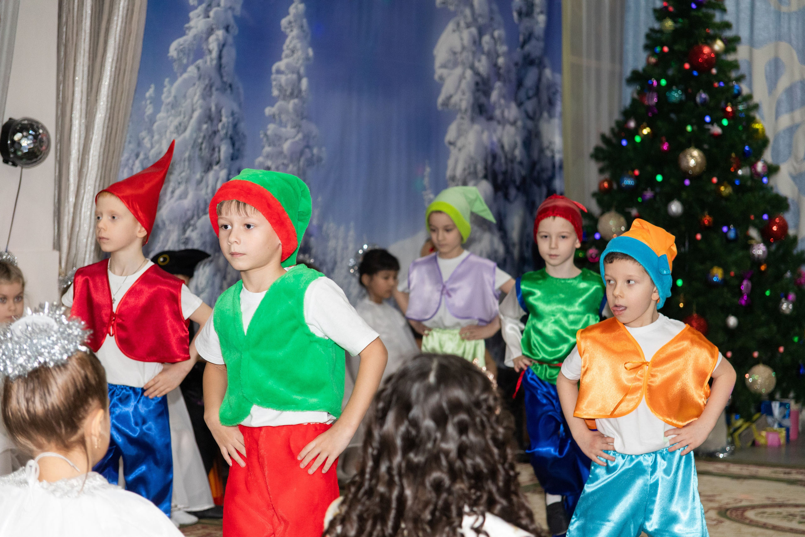 Новогодний утренник подготовительной группы. Индивидуальный и свадебный фотограф в Москве, Электростали и Туле Кадейкина Екатерина