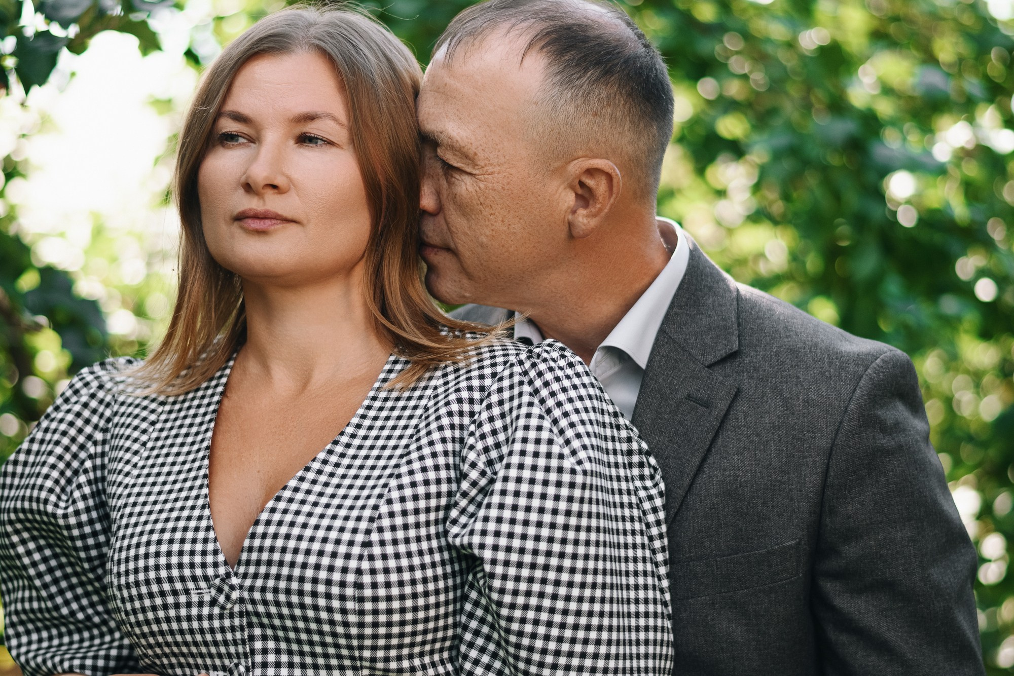 Парный портрет родителей, эстетика зрелых отношений, фотосессия в Тюмени