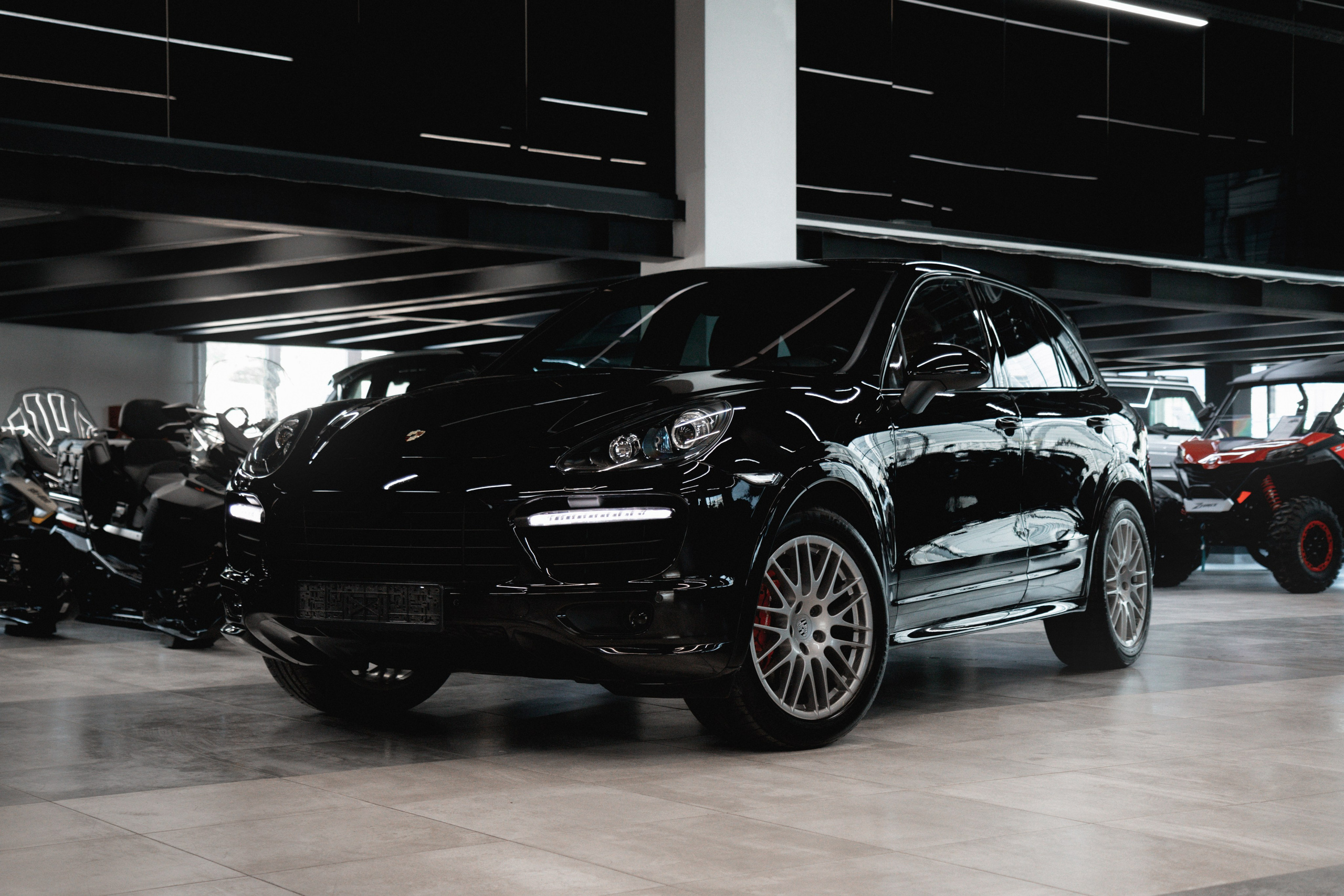 Porsche Cayenne. Автомобильный фотограф и видеограф в Новосибирске|Александра Косухина