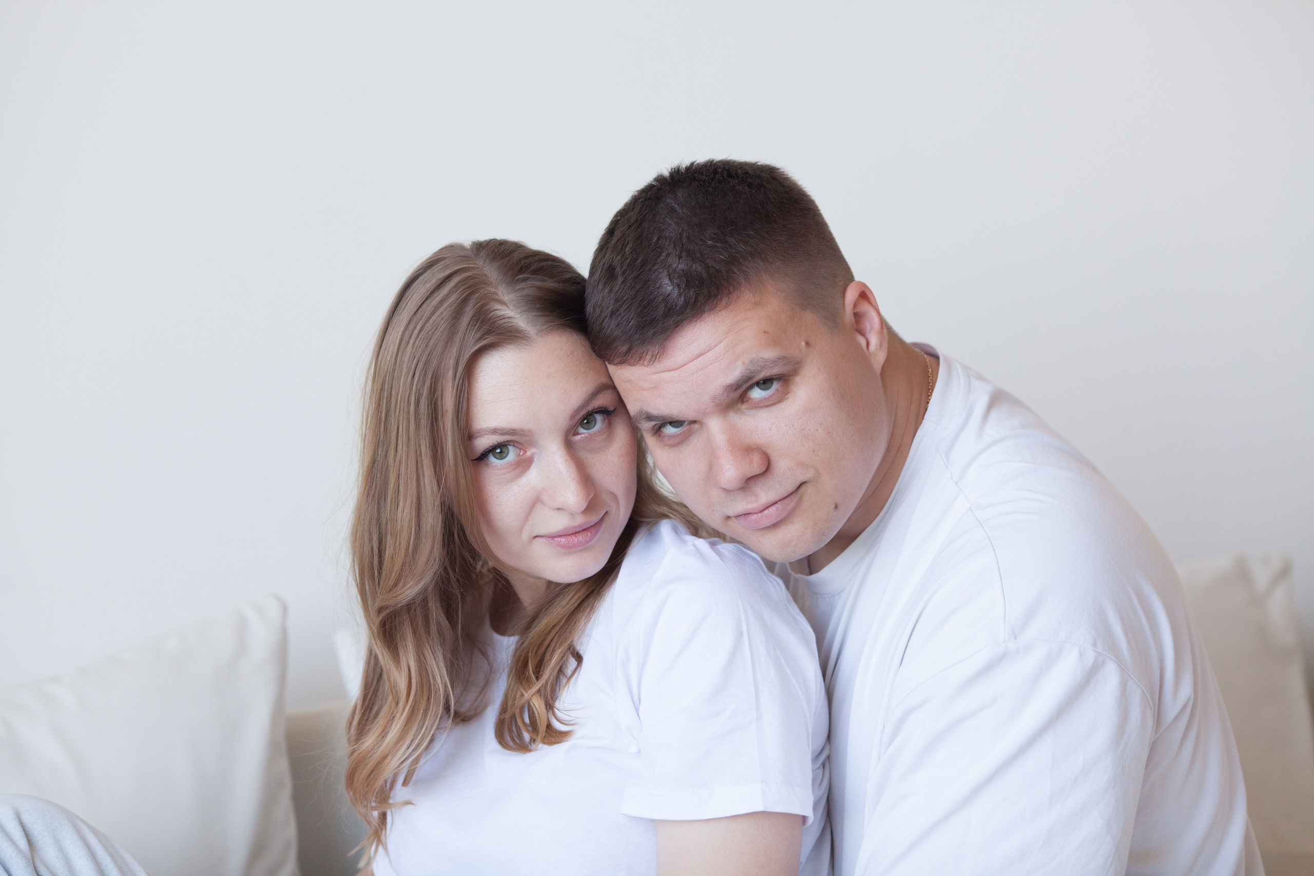 Женя и Кристина минимализм. Семейный и детский фотограф в Краснодаре Брусилова Марина