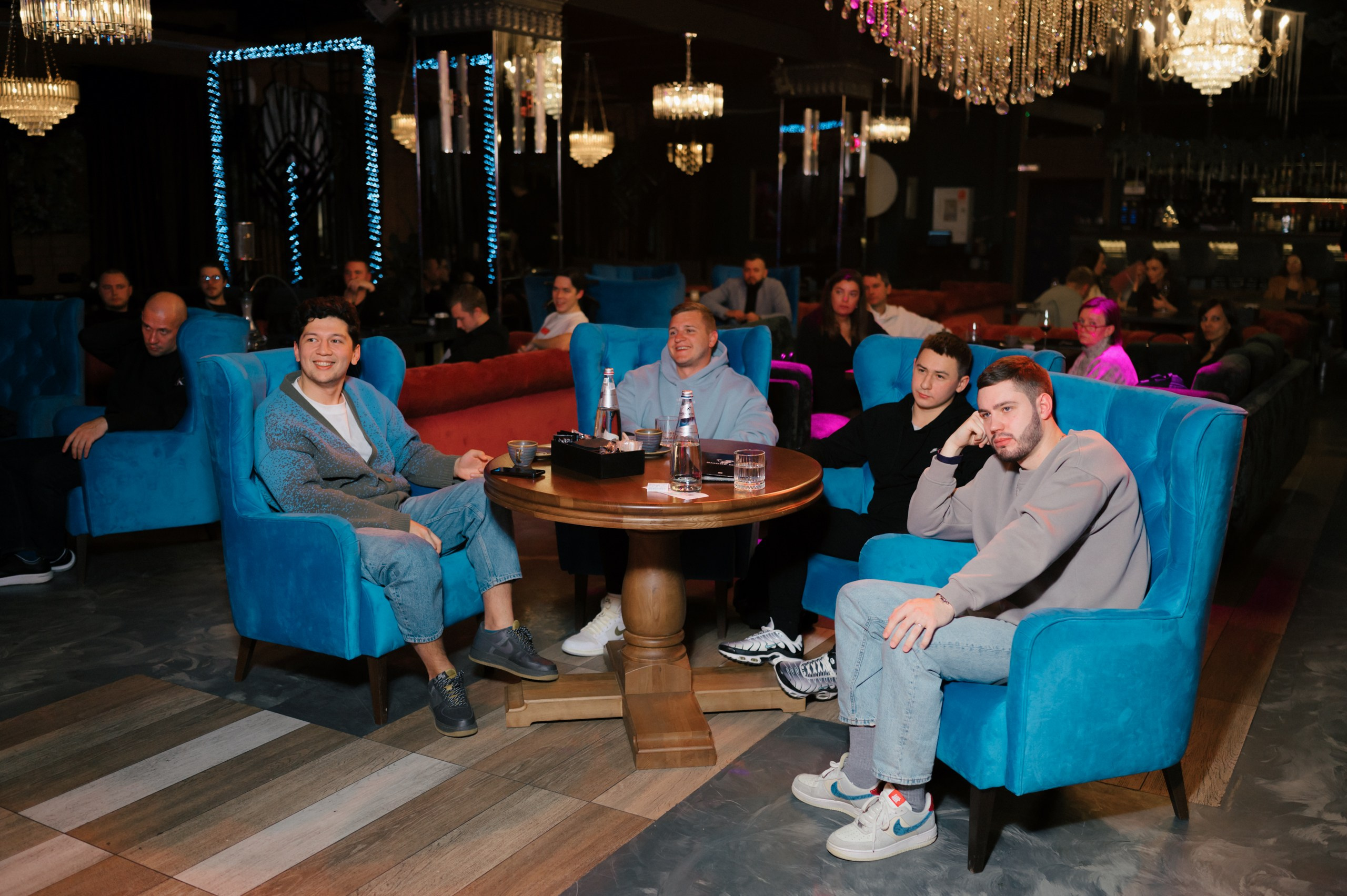 Корпоративы (сборник). Komonev