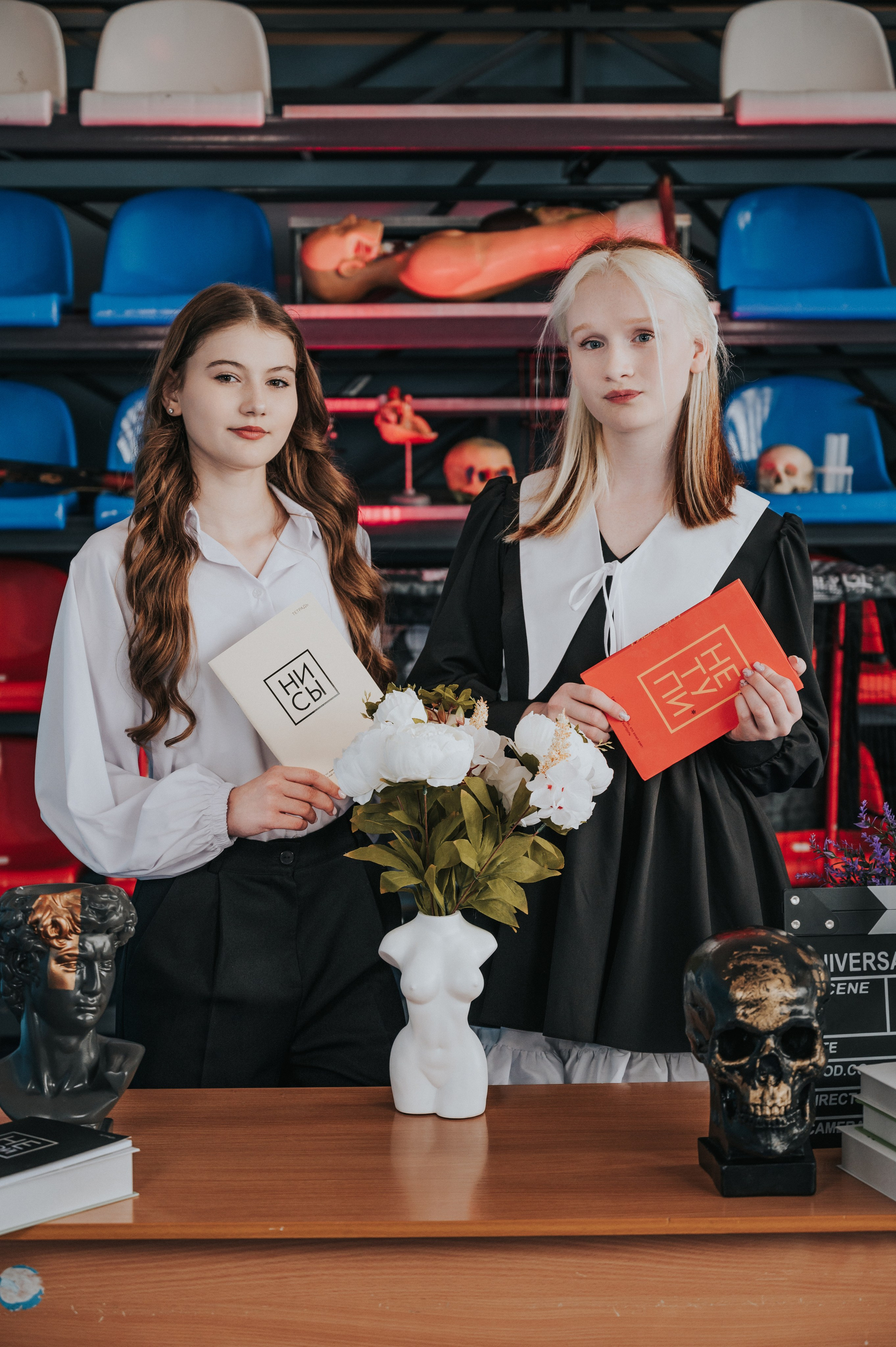 В школе. Выпускные альбомы и Школьный фотограф в Алексеевке, Бирюче, Красном