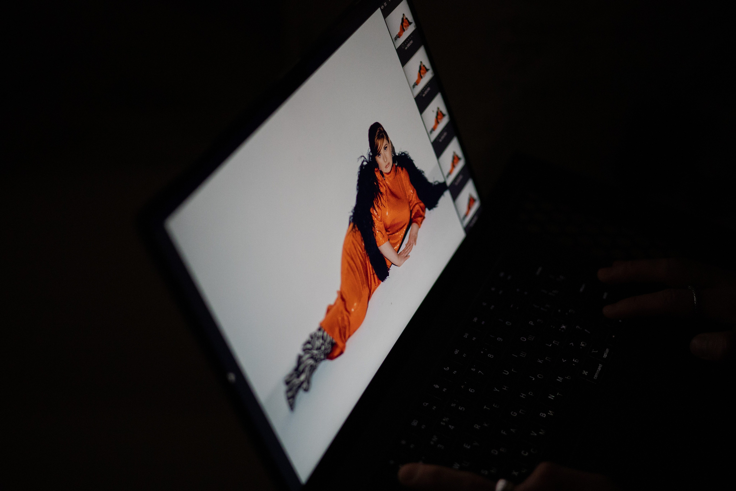 Backstage для журнала «Караван историй» с Юлией Куварзиной. Фотограф в Москве и Санкт-Петербурге Дарина