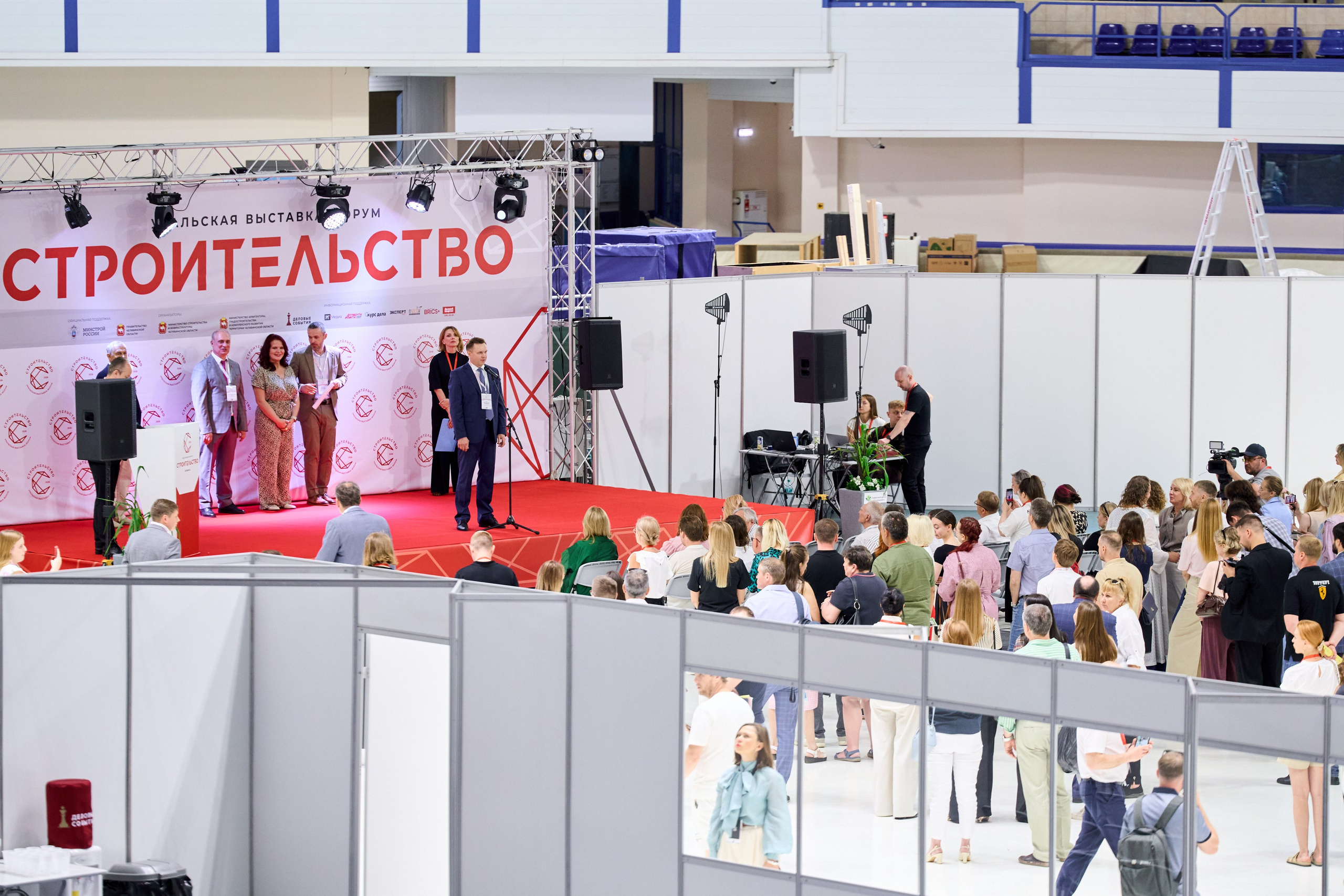 Уральская выставка-форум «СТРОИТЕЛЬСТВО». Фотограф Виктор Андреасян
