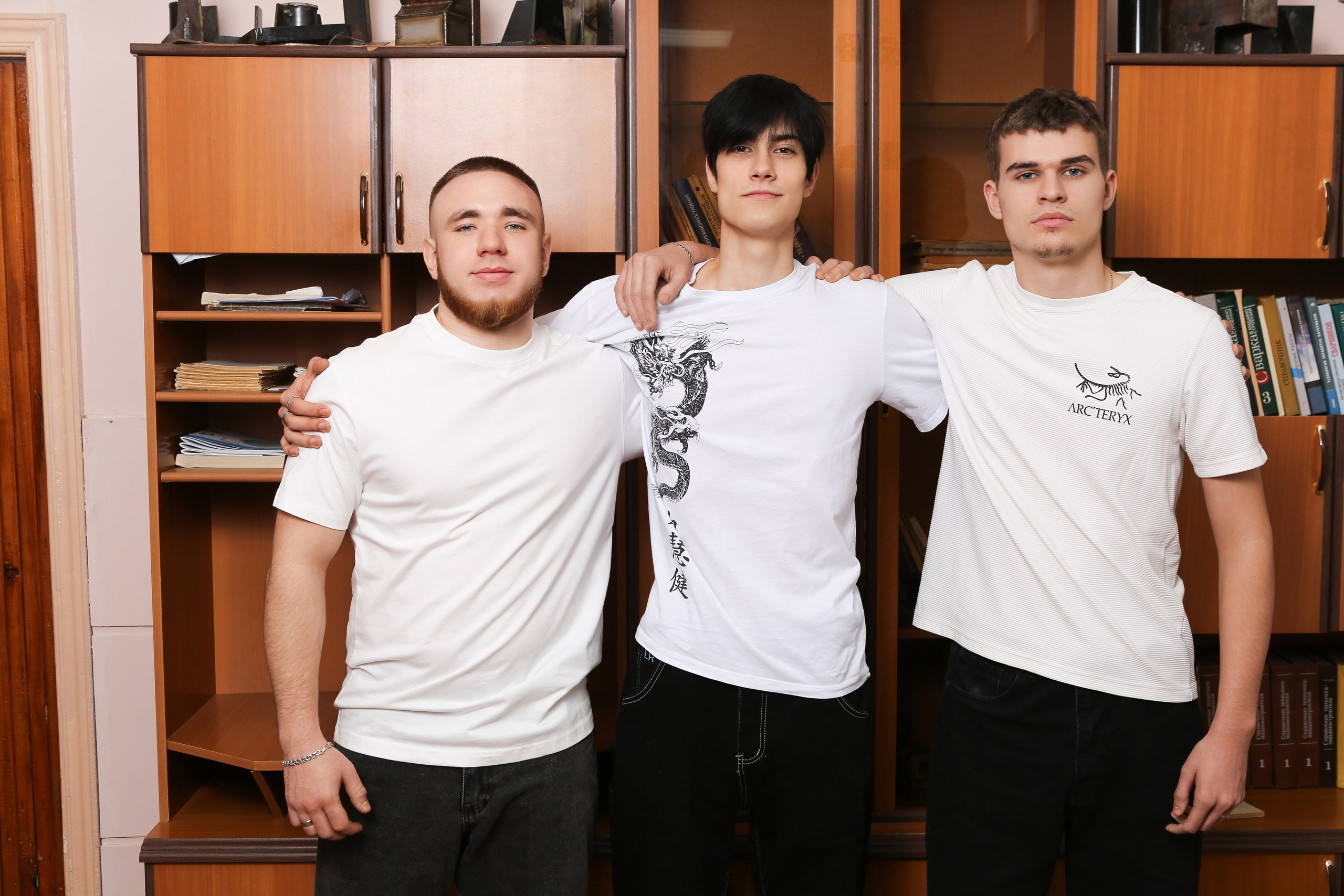 ФОТОСЕССИЯ В КЛАССЕ ДЛЯ ВЫПУСКНИКОВ СВАРОЧНОГО ПРОИЗВОДСТВА. ТВОЙ АЛЬБОМ / ТВОИ ПРАВИЛА