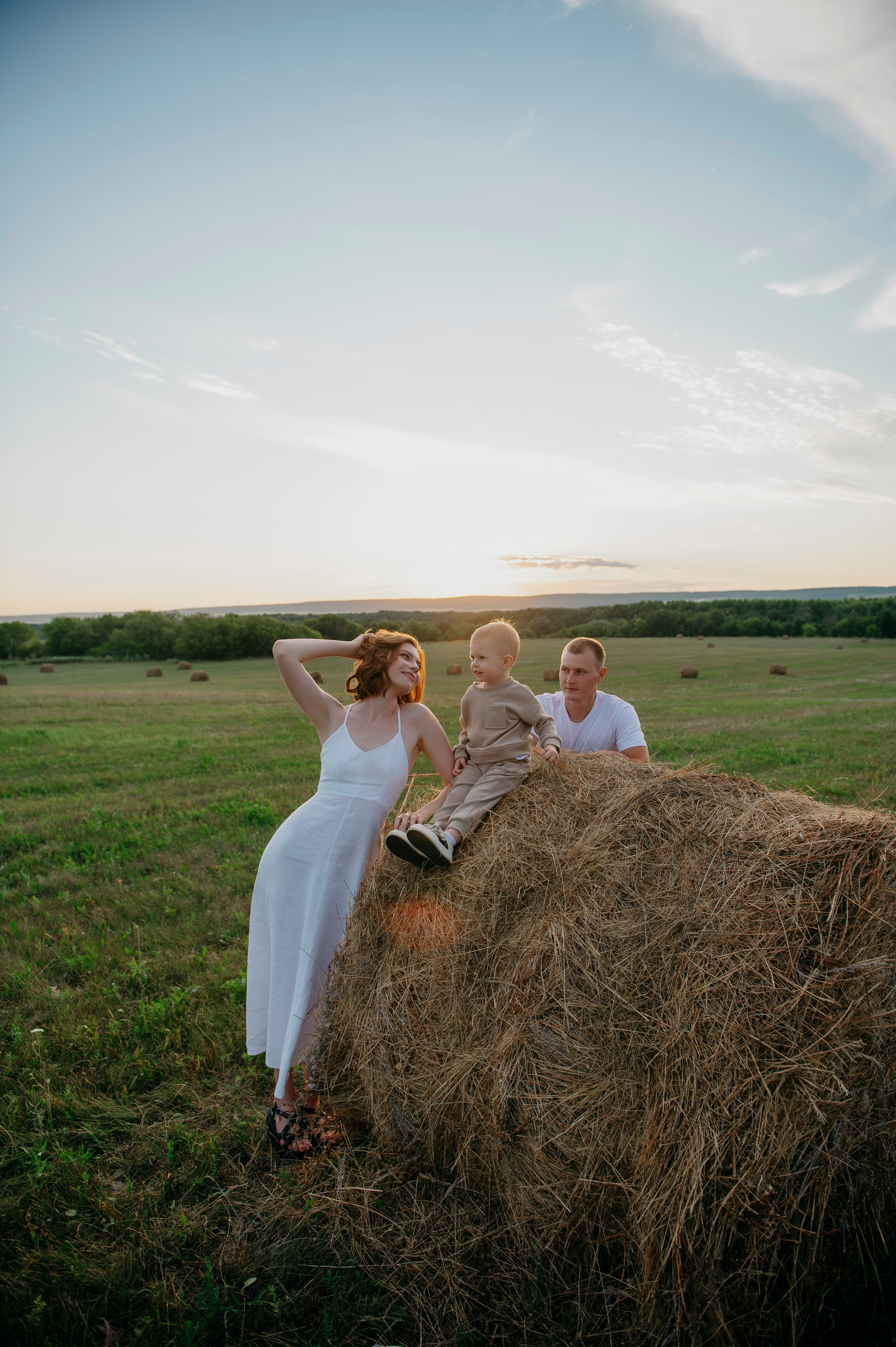 Семейная прогулка на закте. Фотограф Дарья Семина