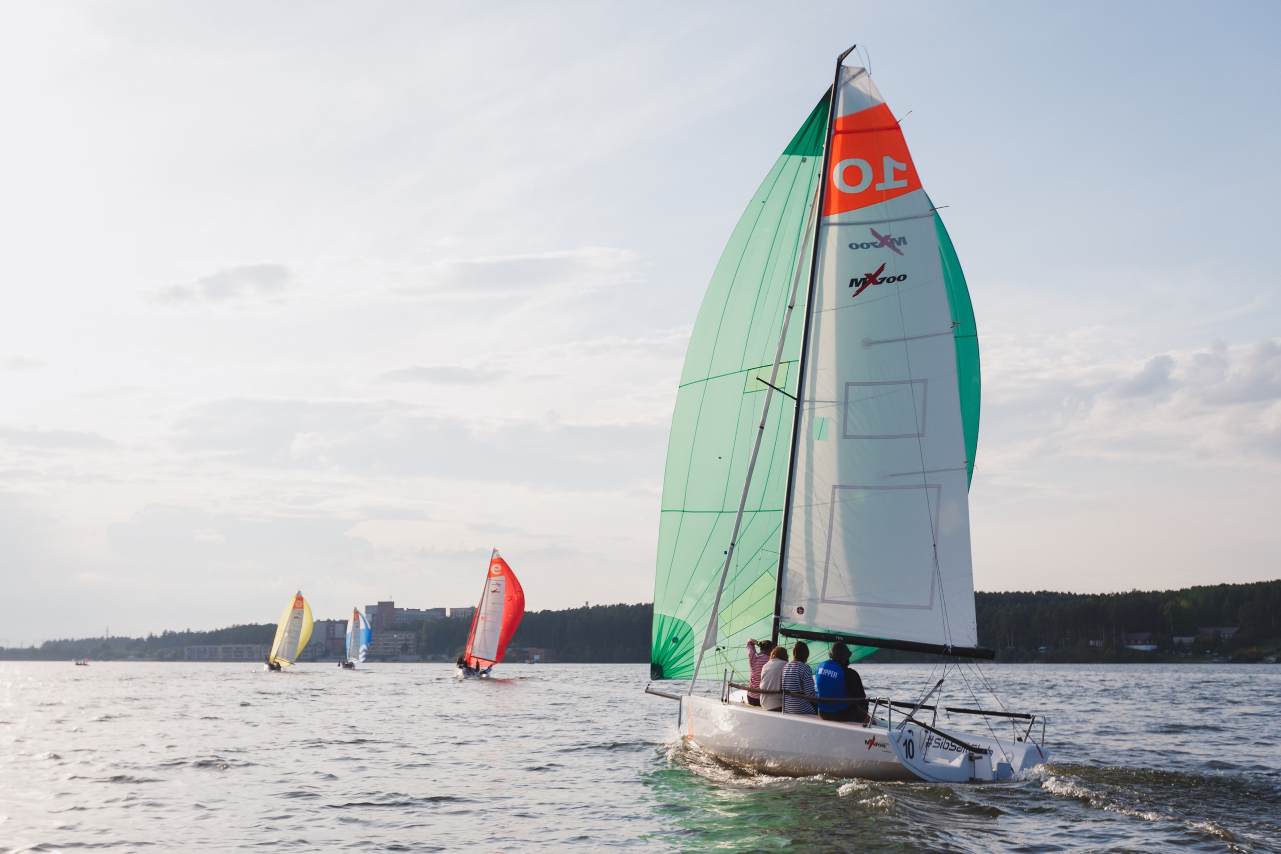 ЯХТИНГ. Roman Photo