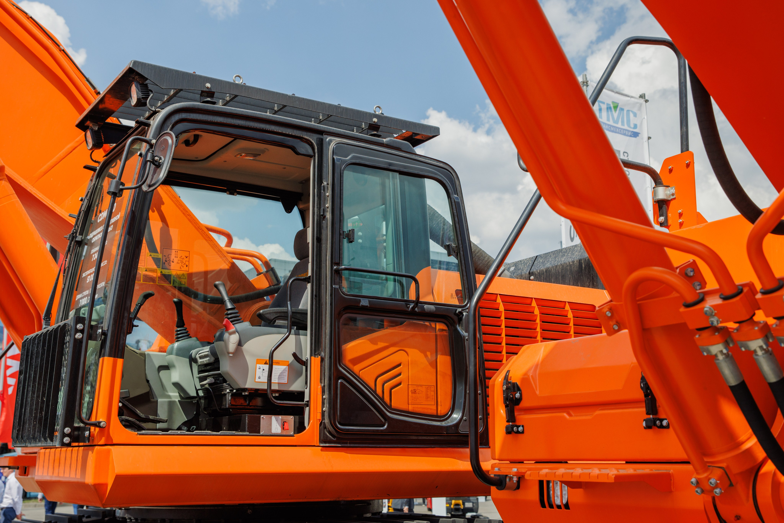 Выставка Спец. Техники. Фотограф Москва Шептаев Артём