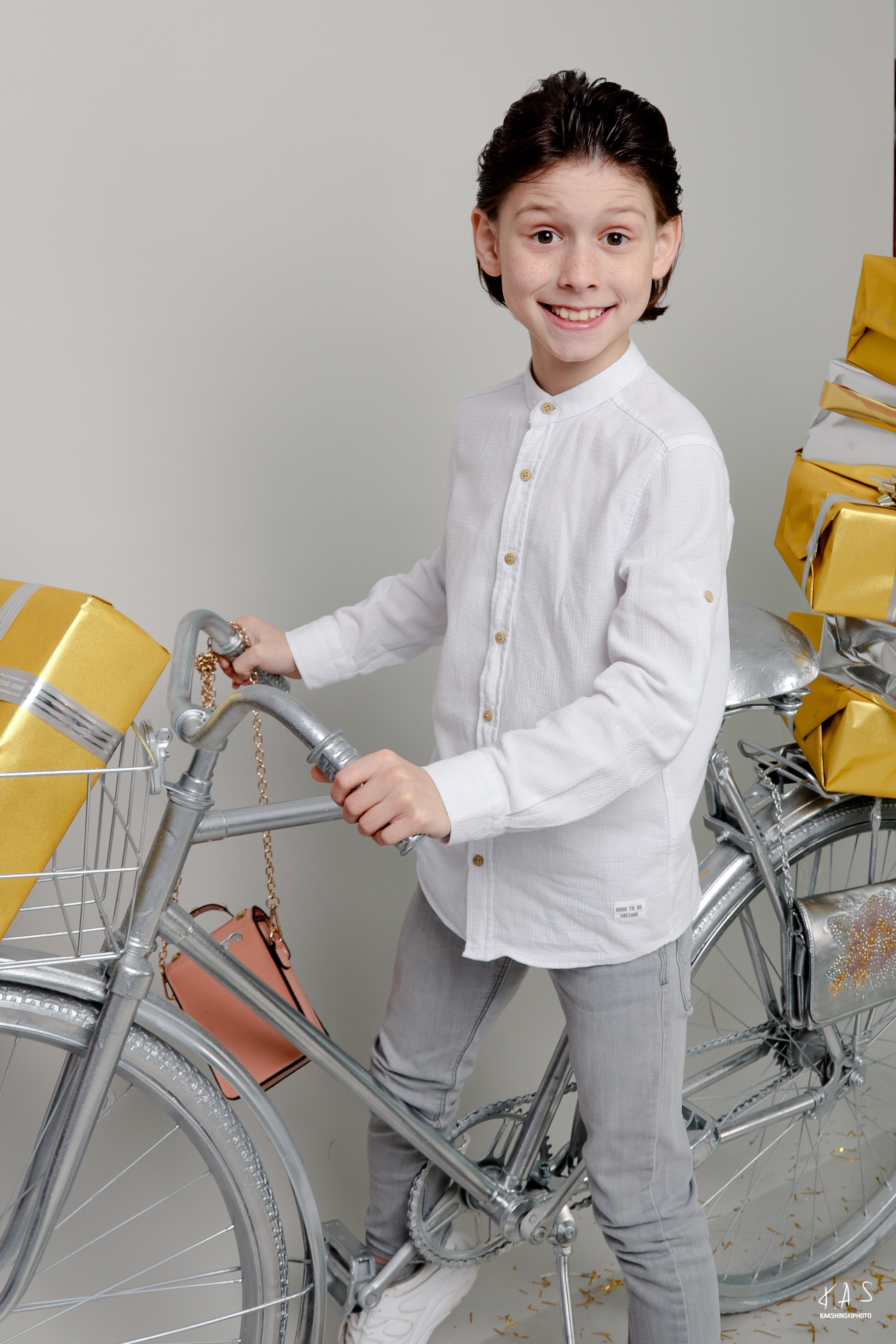 PRESENTS. Фотография и видеосъёмка