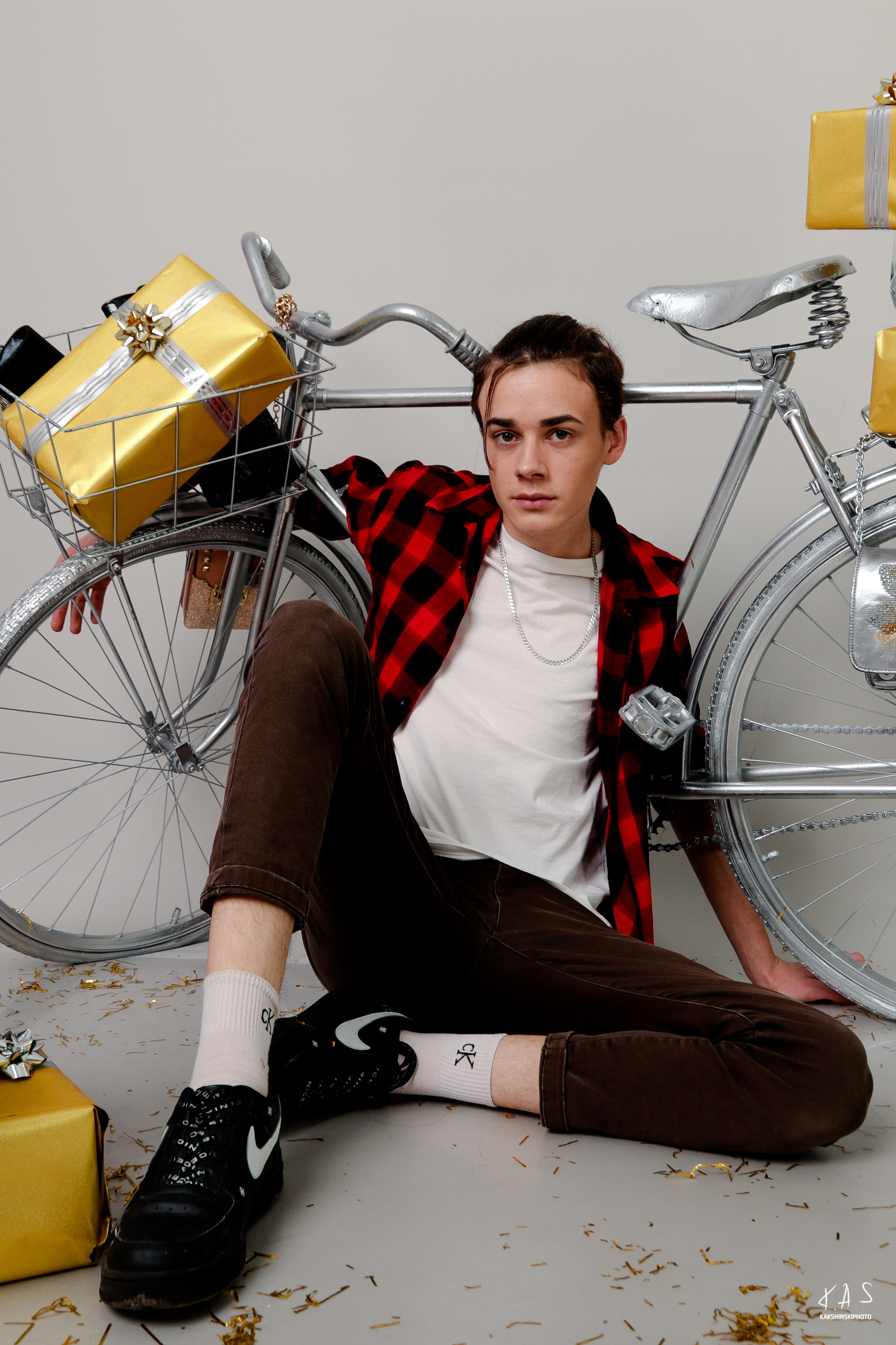 PRESENTS. Фотография и видеосъёмка