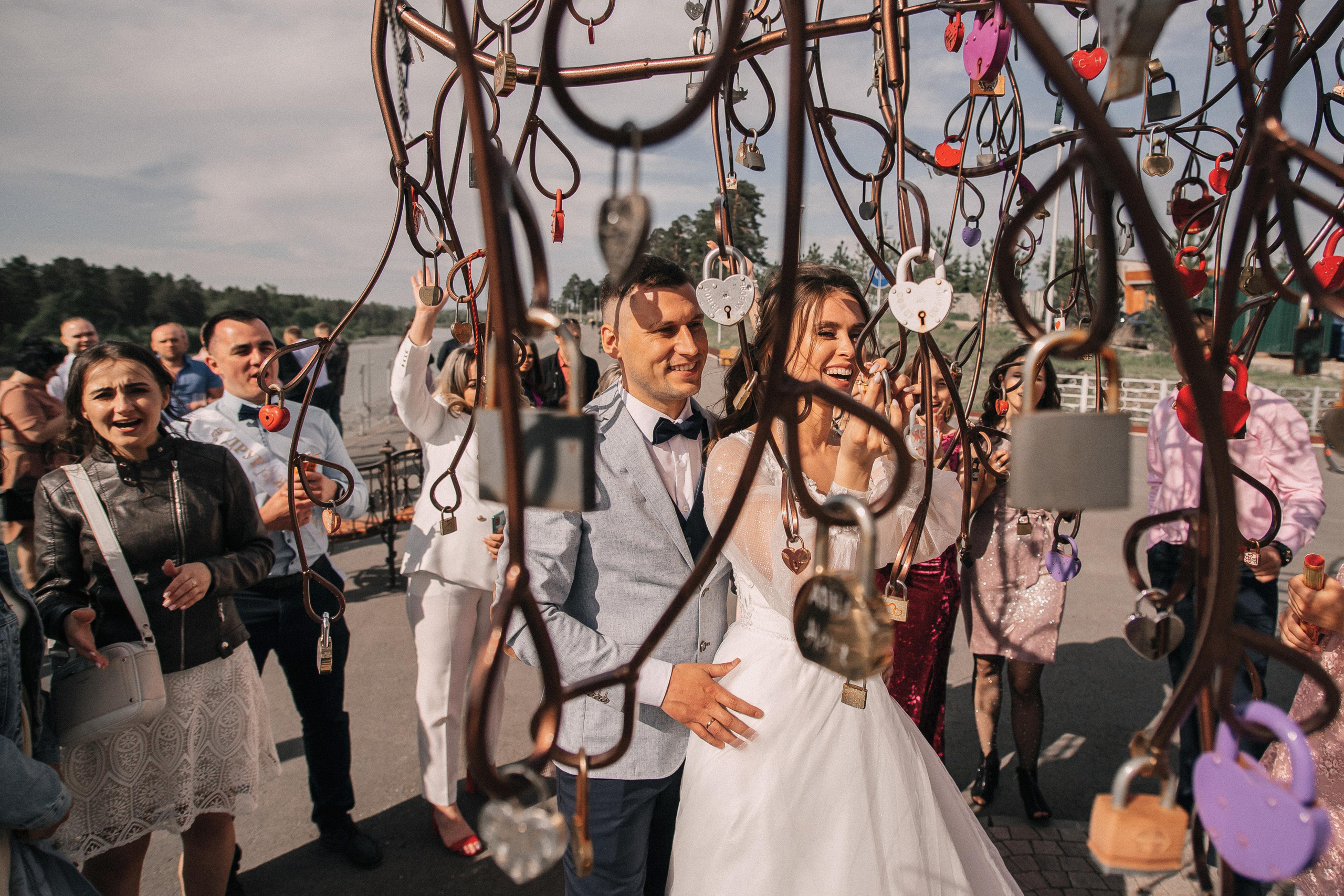 Пасмурно. Возможны ливни. Фотограф Иркутск, Ангарск, Усолье-Сибирское. Выпускные альбомы