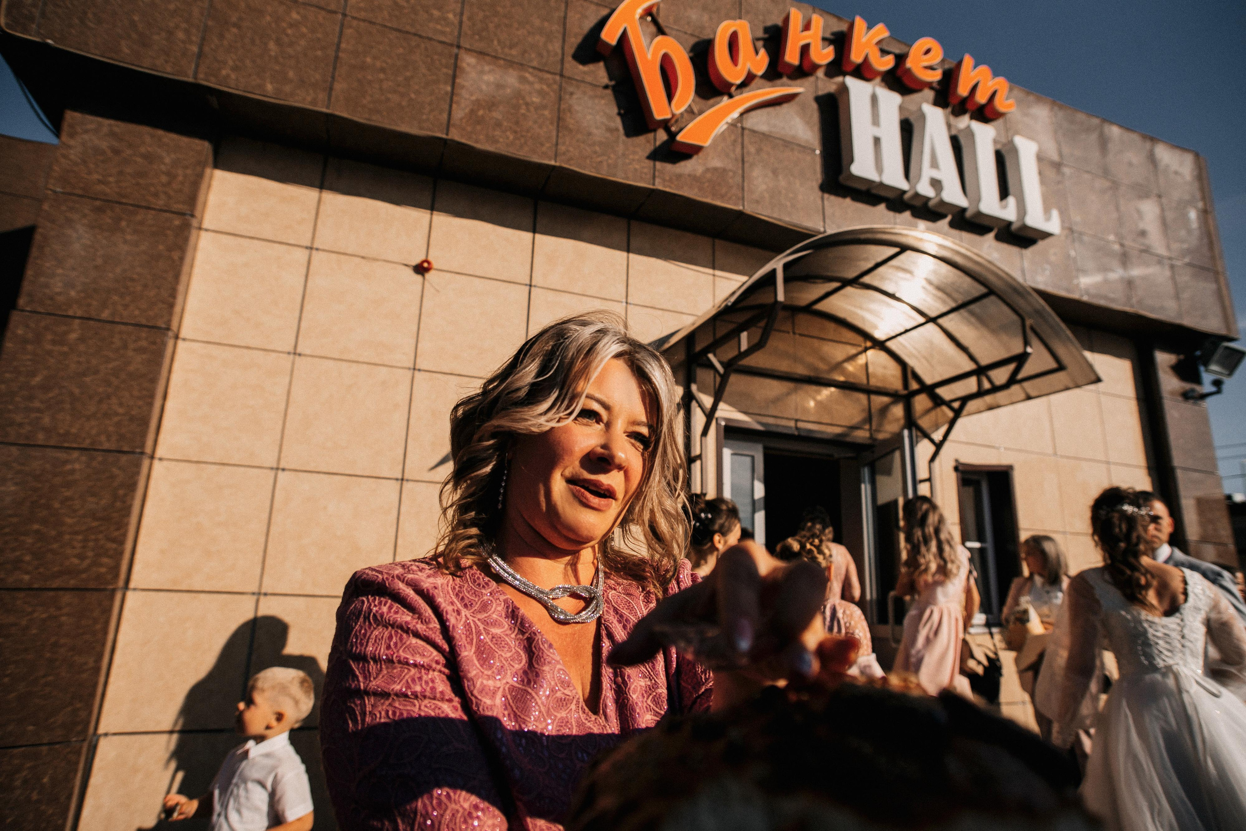 Пасмурно. Возможны ливни. Фотограф Иркутск, Ангарск, Усолье-Сибирское. Выпускные альбомы