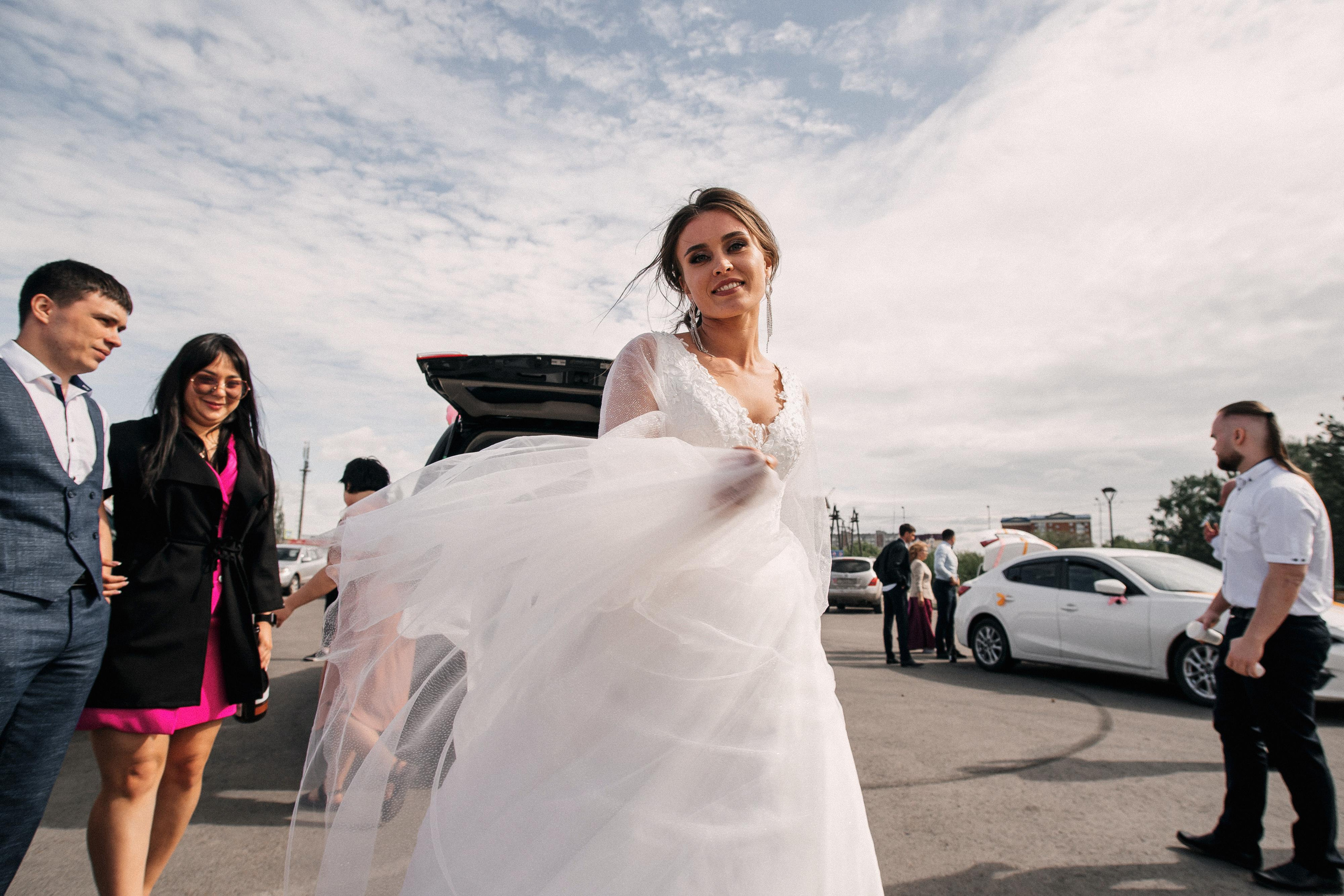 Пасмурно. Возможны ливни. Фотограф Иркутск, Ангарск, Усолье-Сибирское. Выпускные альбомы