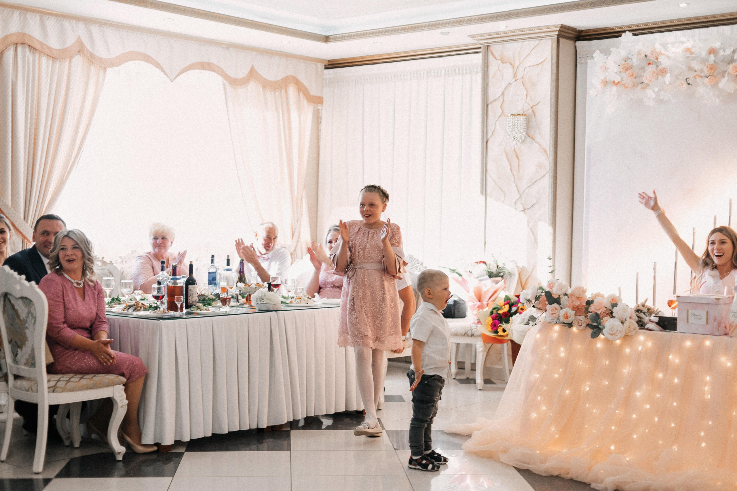 Пасмурно. Возможны ливни. Фотограф Иркутск, Ангарск, Усолье-Сибирское. Выпускные альбомы