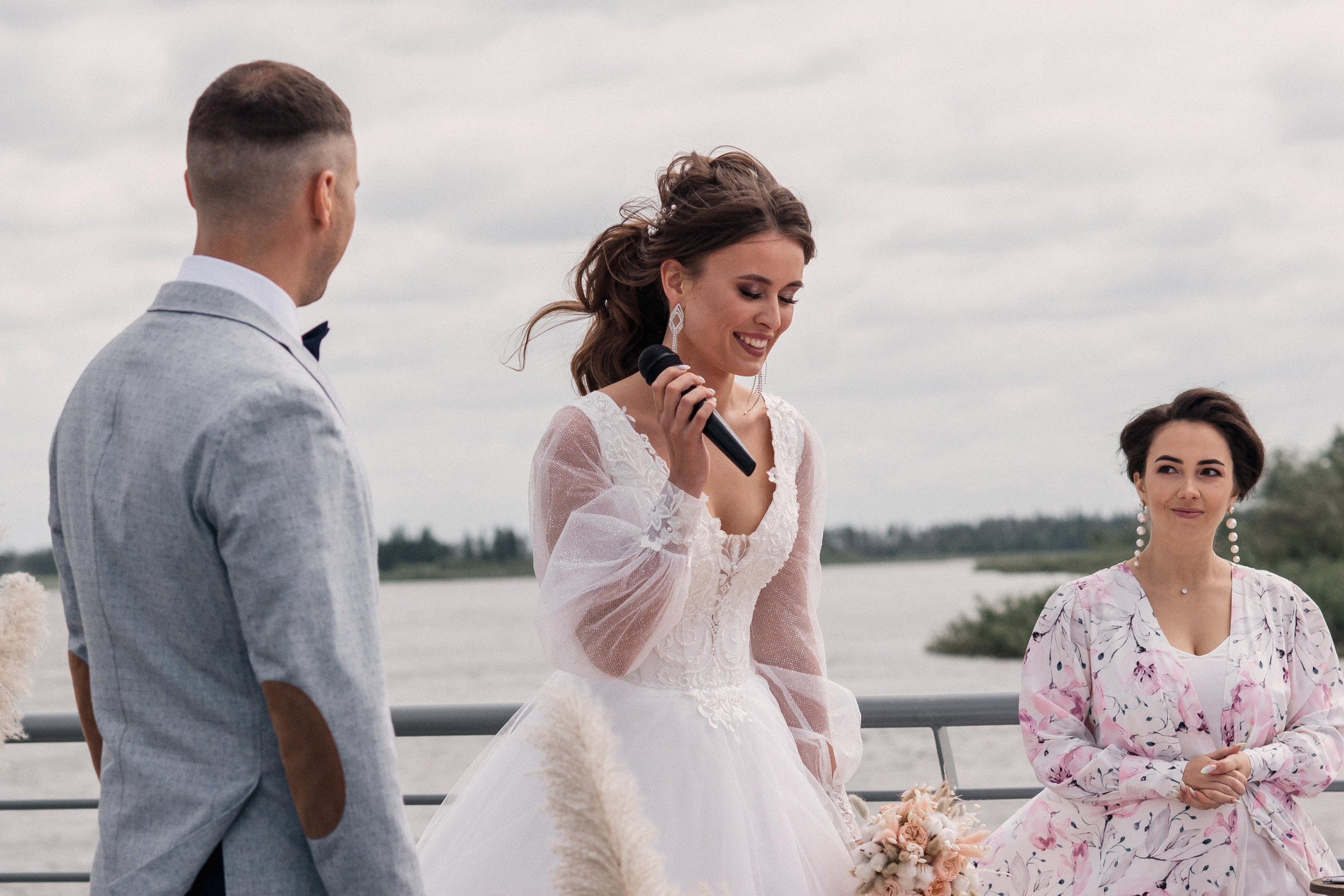 Пасмурно. Возможны ливни. Фотограф Иркутск, Ангарск, Усолье-Сибирское. Выпускные альбомы