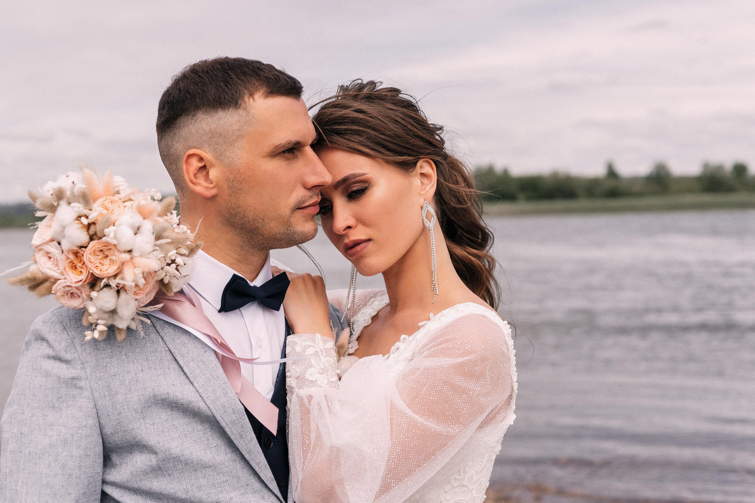 Пасмурно. Возможны ливни. Фотограф Иркутск, Ангарск, Усолье-Сибирское. Выпускные альбомы