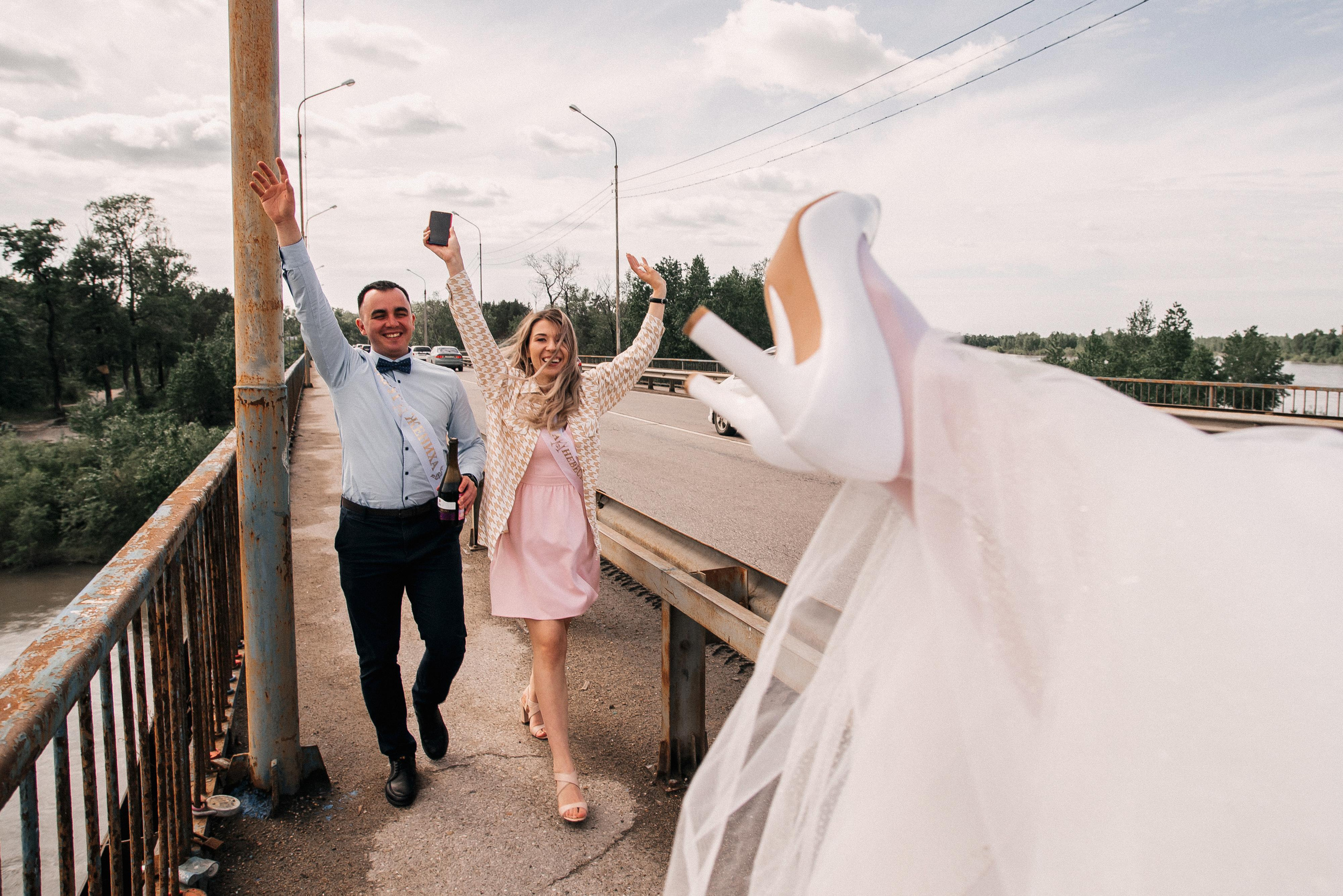 Пасмурно. Возможны ливни. Фотограф Иркутск, Ангарск, Усолье-Сибирское. Выпускные альбомы