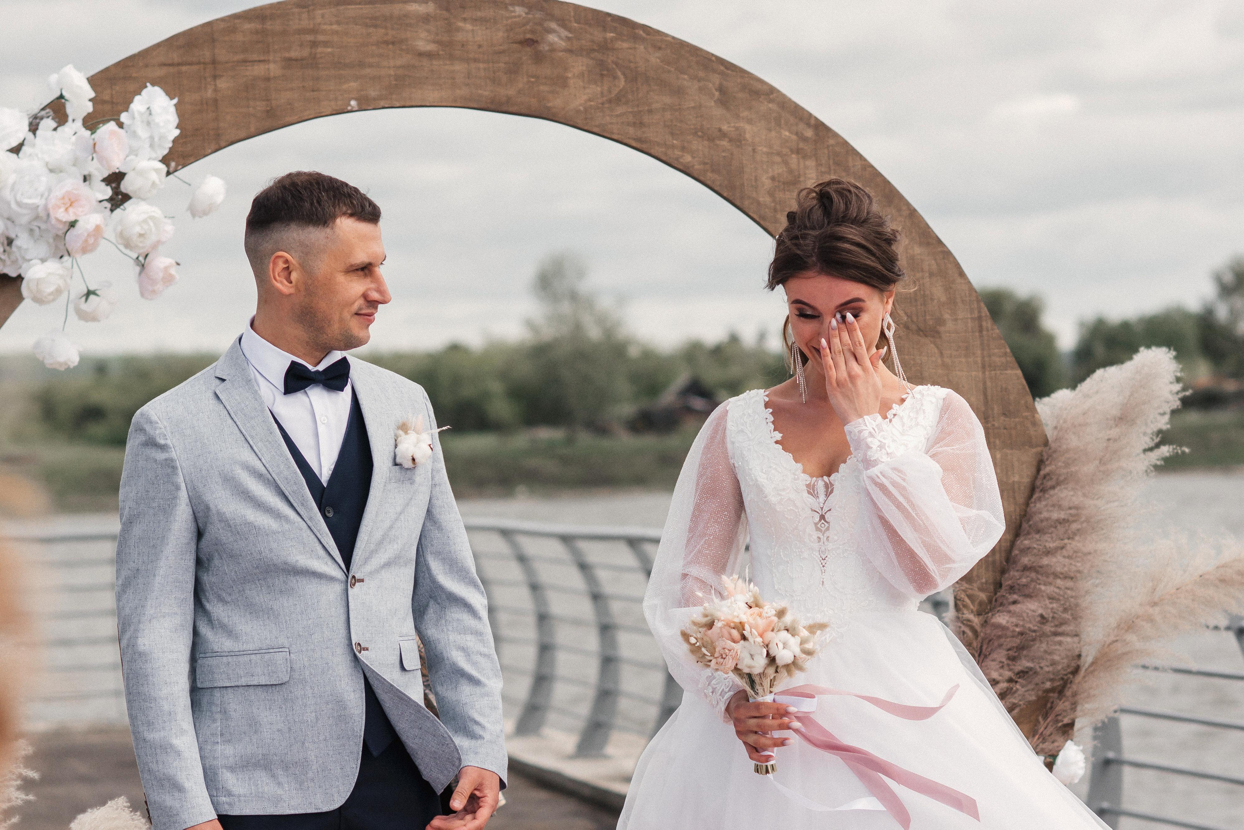 Пасмурно. Возможны ливни. Фотограф Иркутск, Ангарск, Усолье-Сибирское. Выпускные альбомы